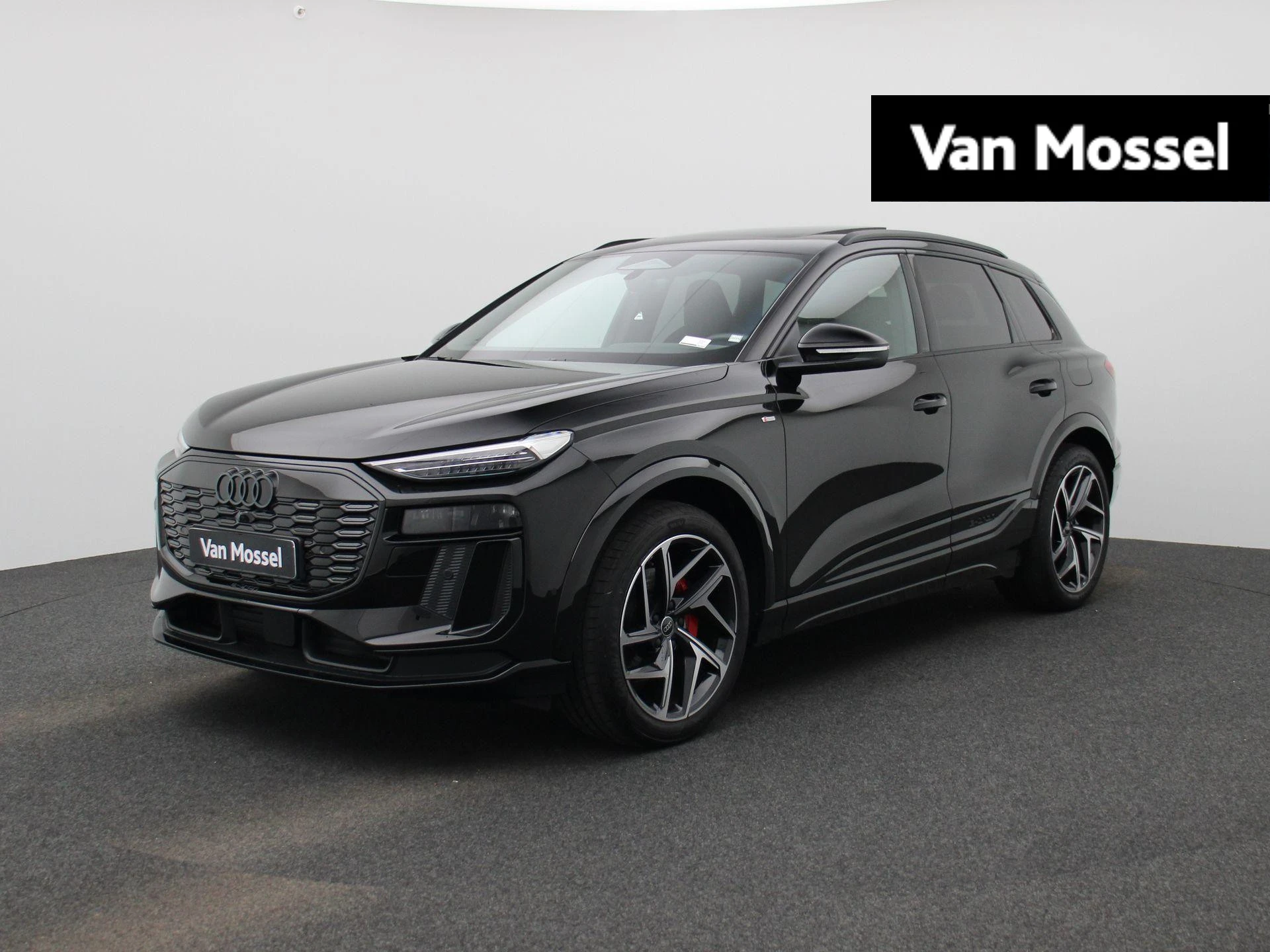 Audi-Q6 e-tron-image-0