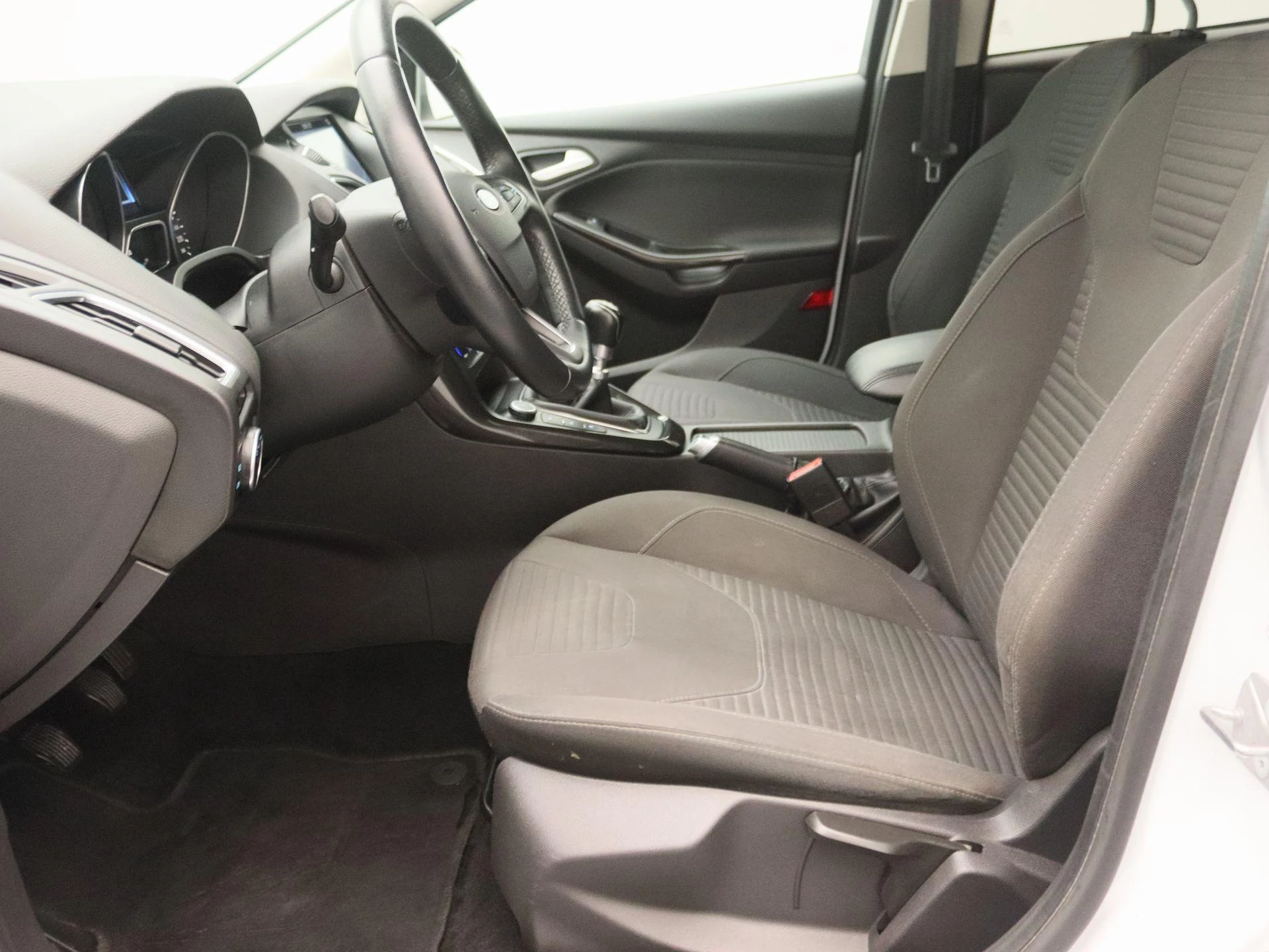Ford-Focus-image-12