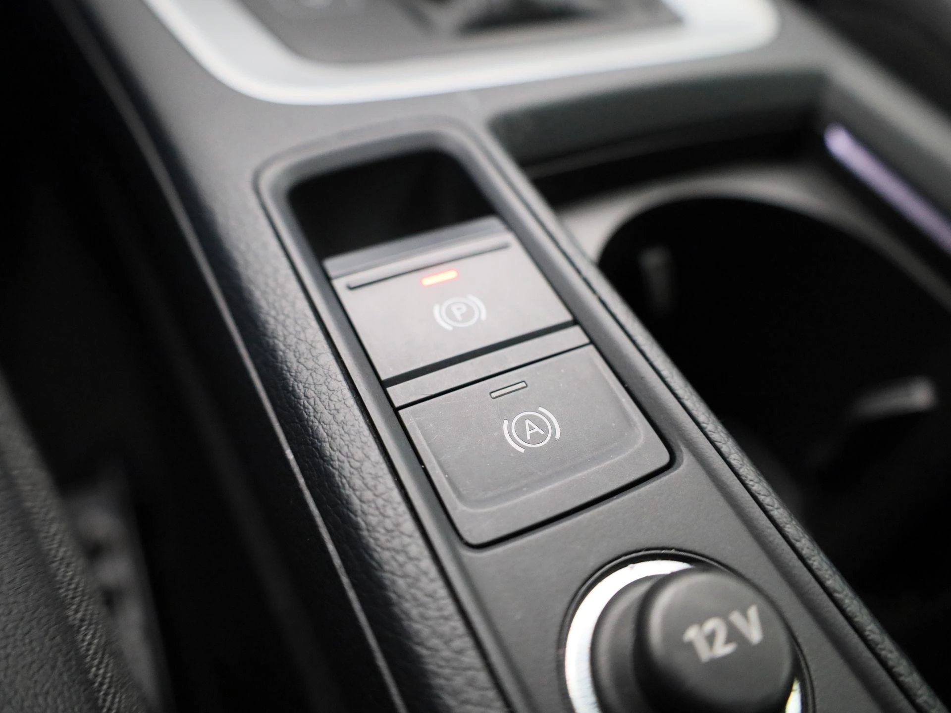 Audi-Q3-image-25