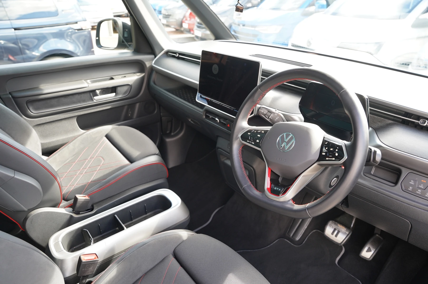 Volkswagen-ID. Buzz-image-5