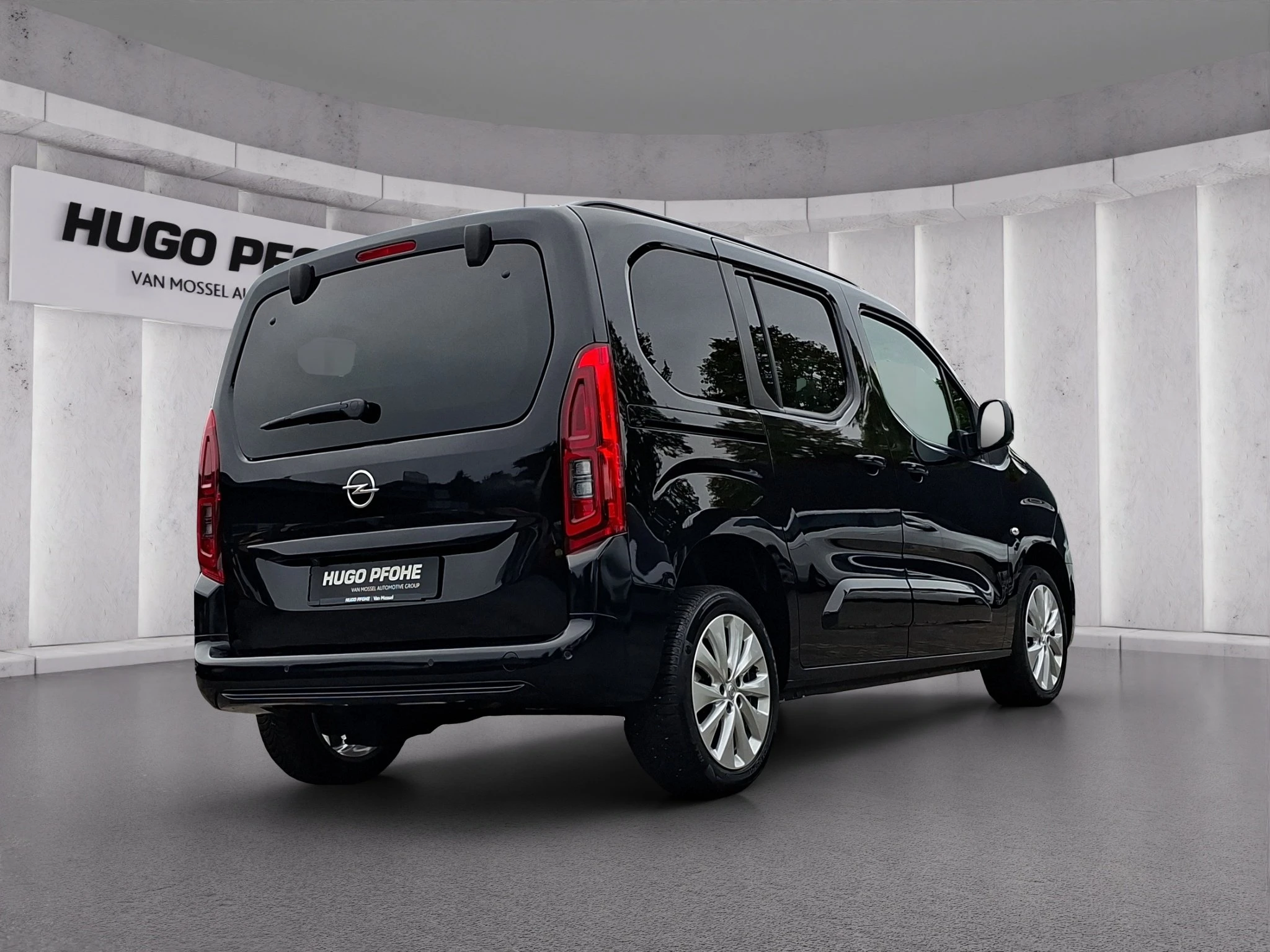 Opel-Combo-e Life-image-4
