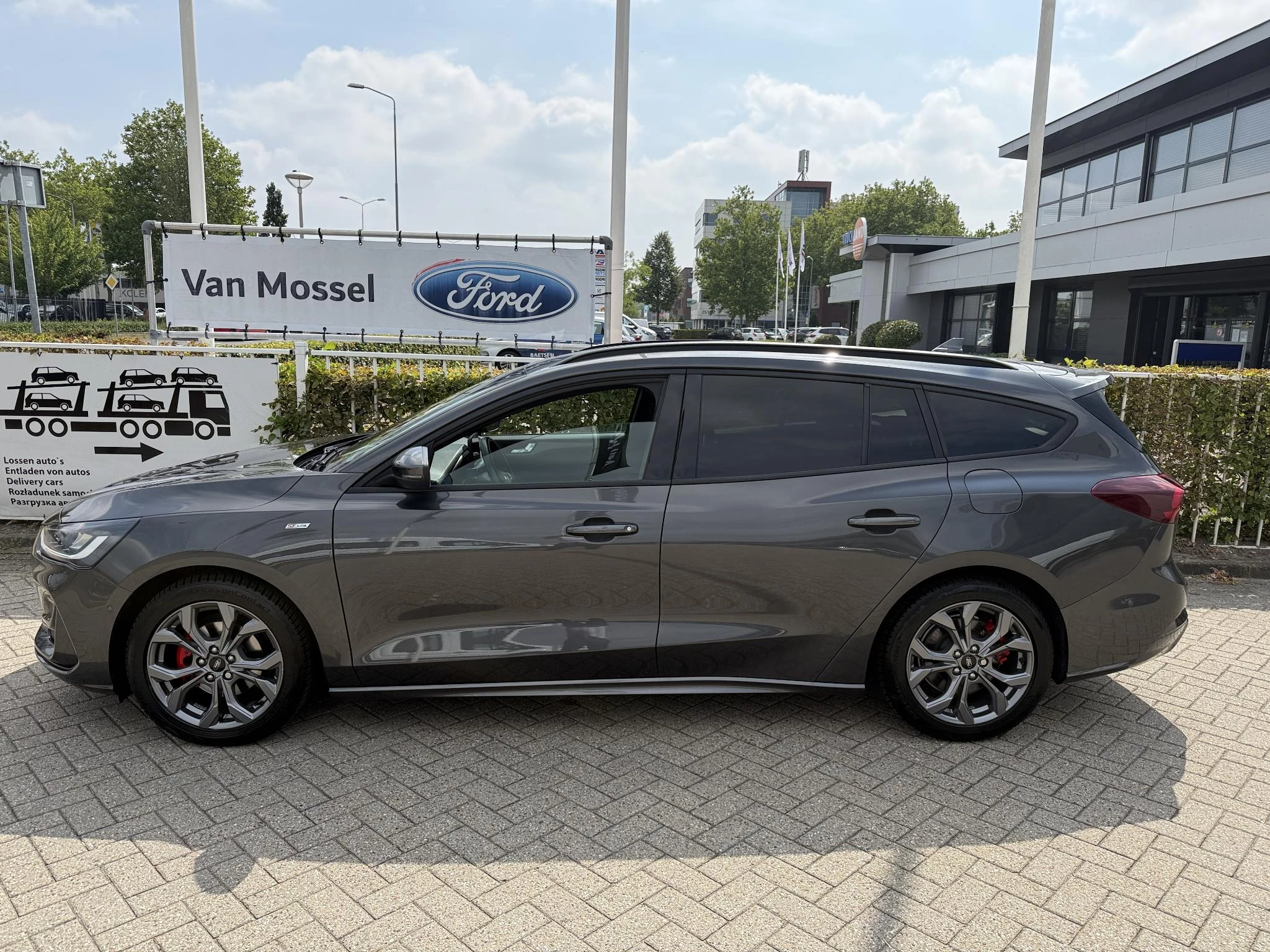 Ford Focus Wagon 1.0 EcoBoost Hybrid ST Line Style