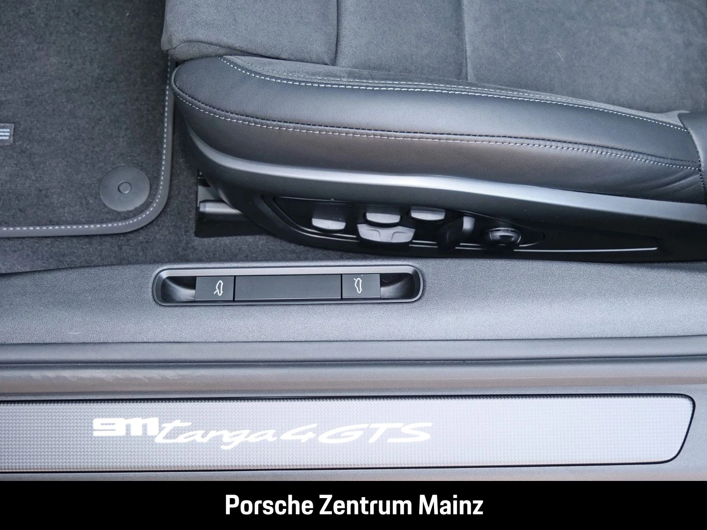 Porsche-911-image-27
