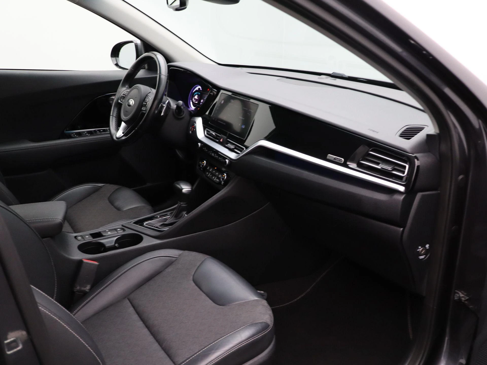 Kia-Niro-image-31
