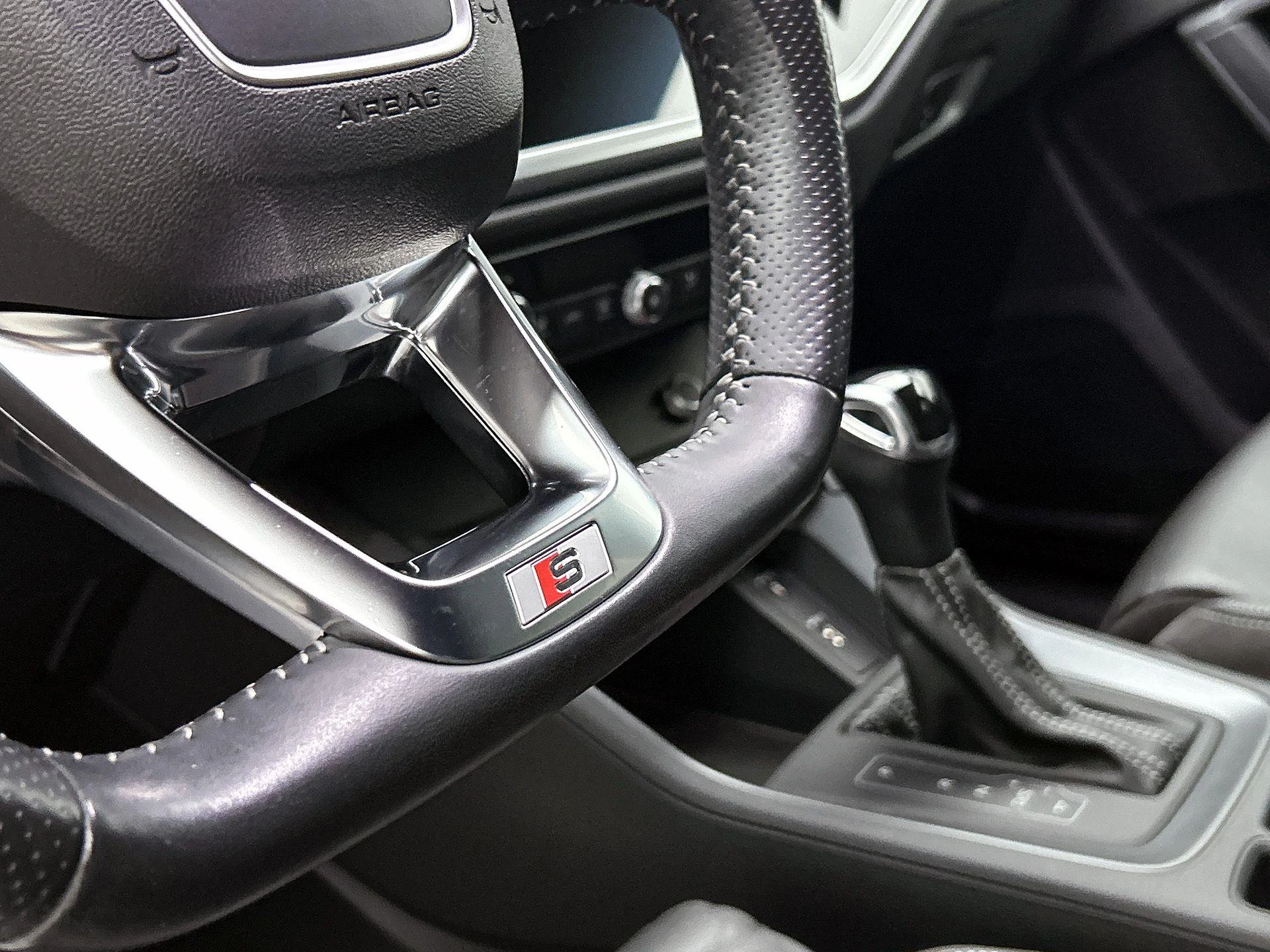 Audi-Q3-image-14