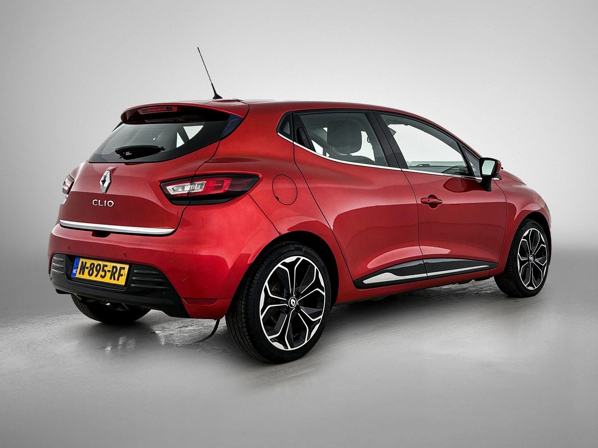 Renault-Clio-image-3