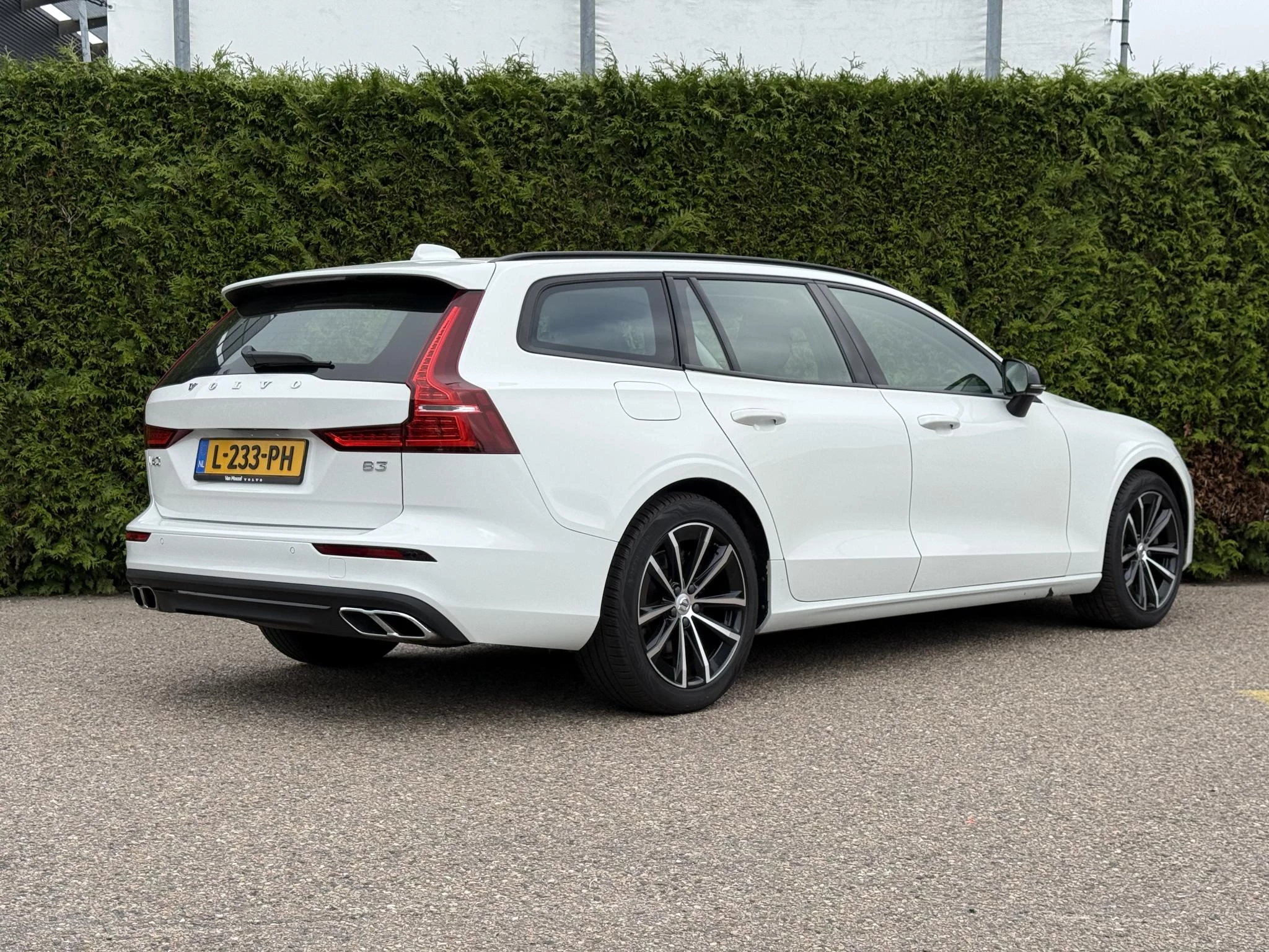 Volvo V60 B3 Momentum Advantage