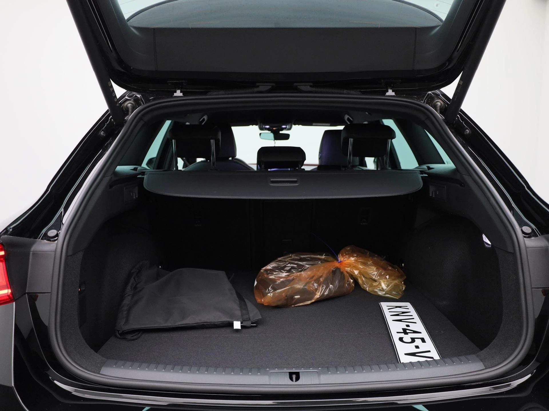 SEAT Leon Sportstourer 1.5 TSI e-Hybrid FR Business