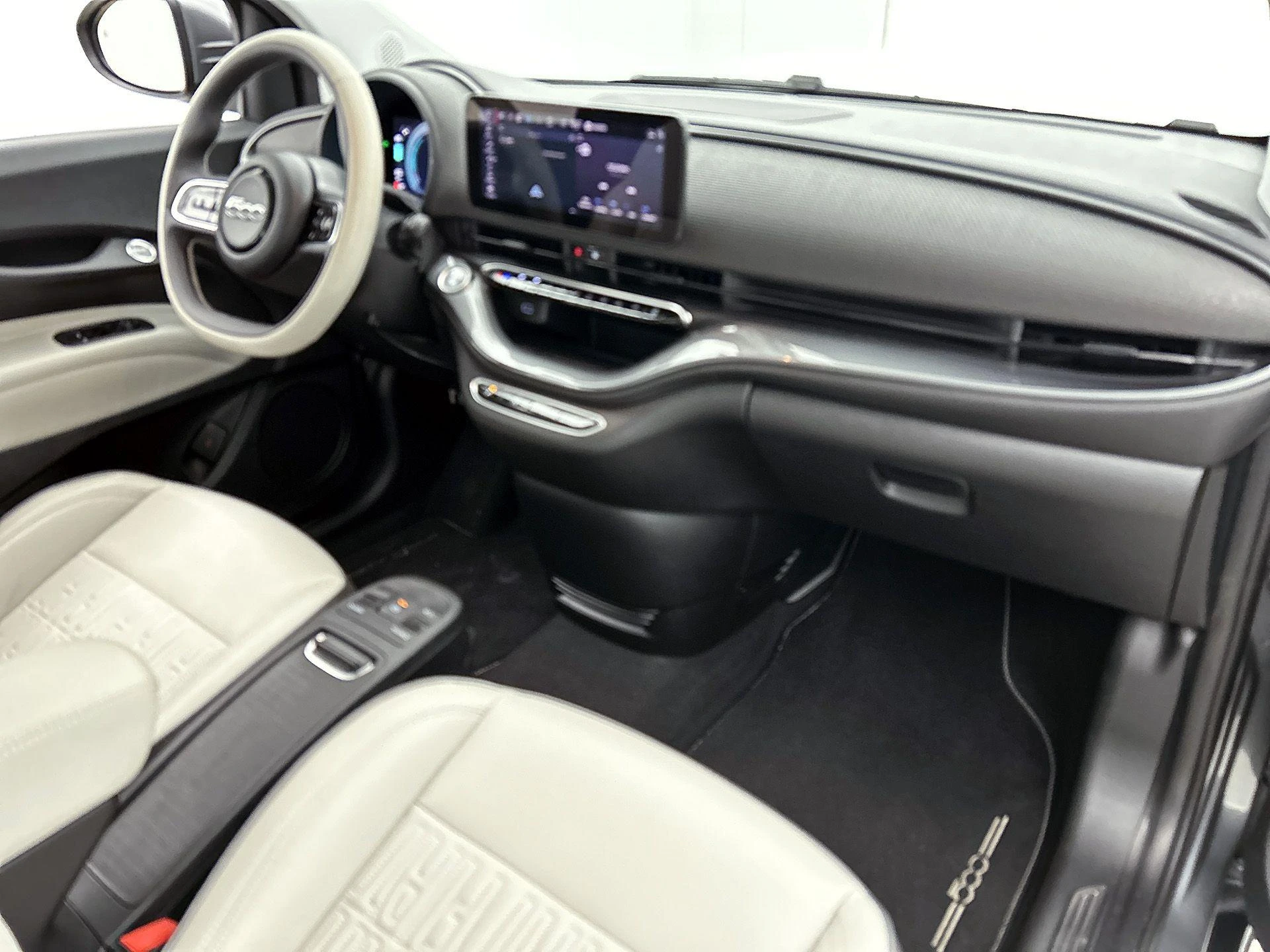 Fiat 500 La Prima 42 kWh