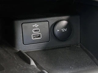 Ford Kuga 2.5 PHEV ST-Line X