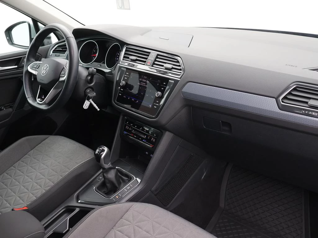 Volkswagen Tiguan Tiguan 1.5TSI Life 150PK *CAMERA*ACC*PDC*APP-CONNECT*ZETELVERWARMING*...*