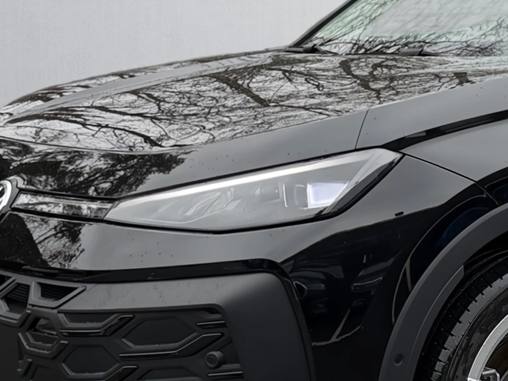 Volkswagen-T-Roc-image-1