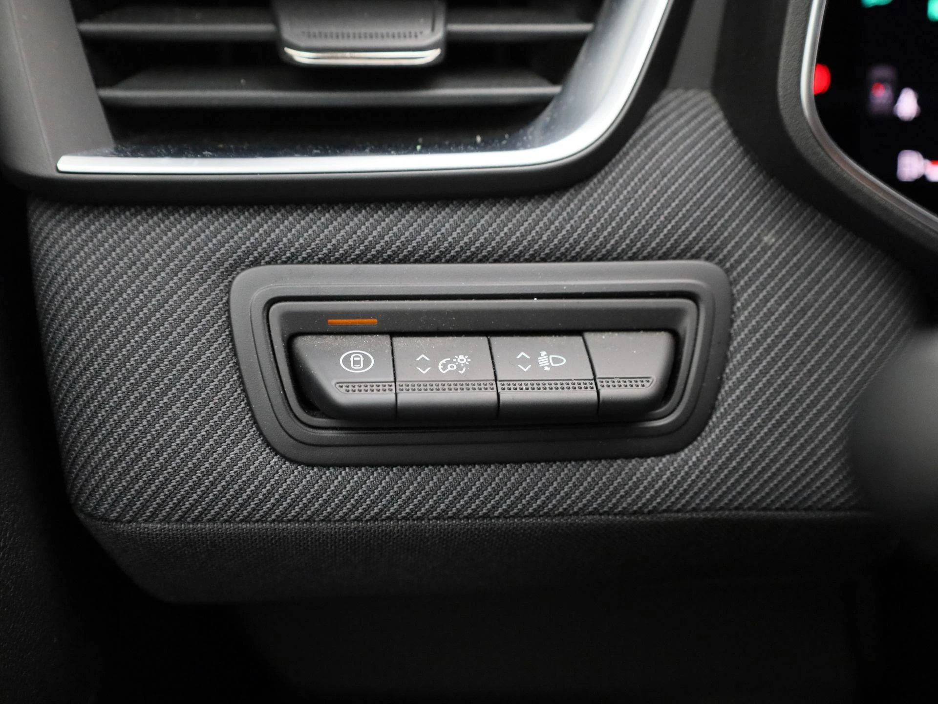 Renault-Clio-image-22
