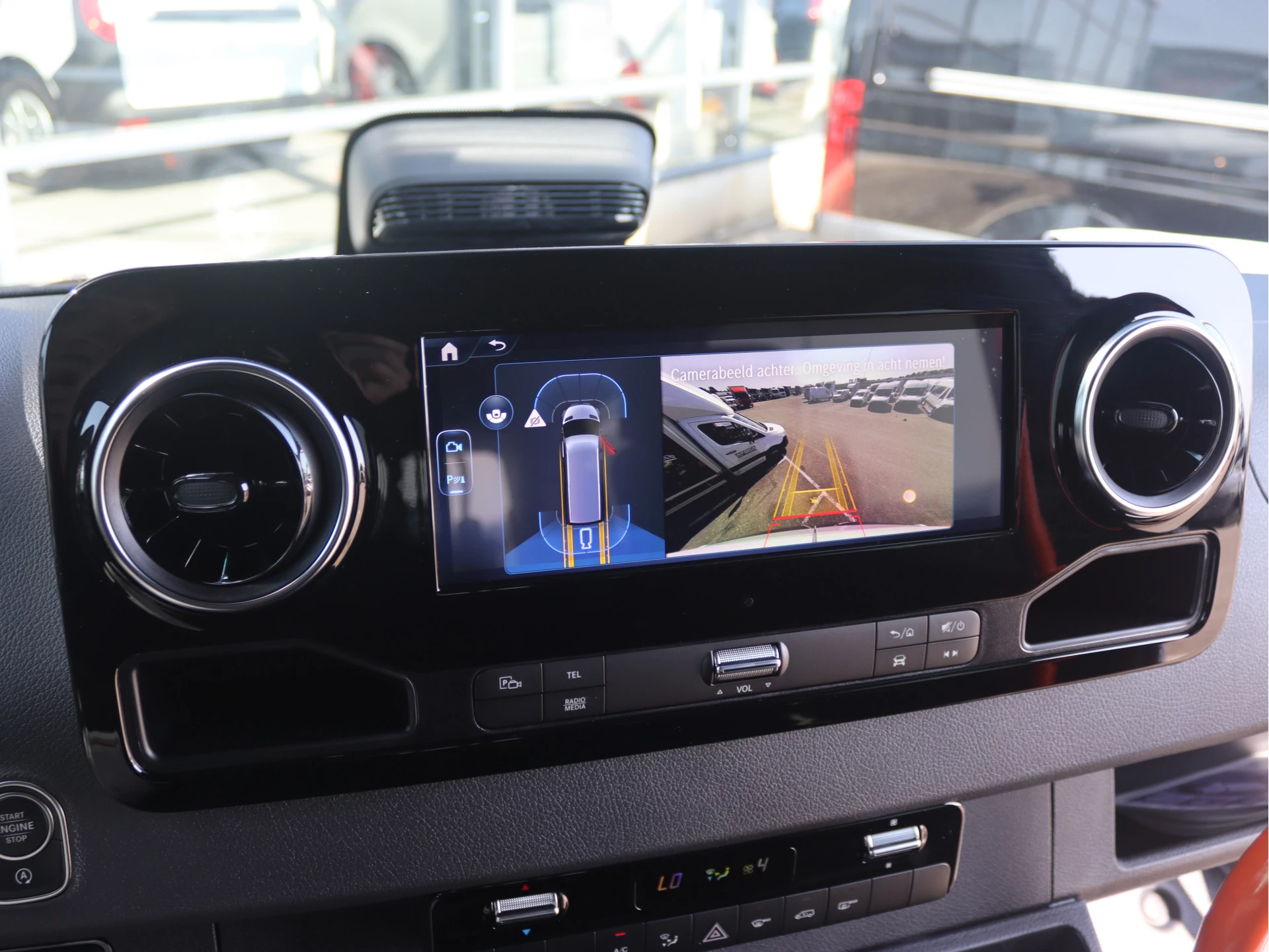 Mercedes-Benz-Sprinter-image-12