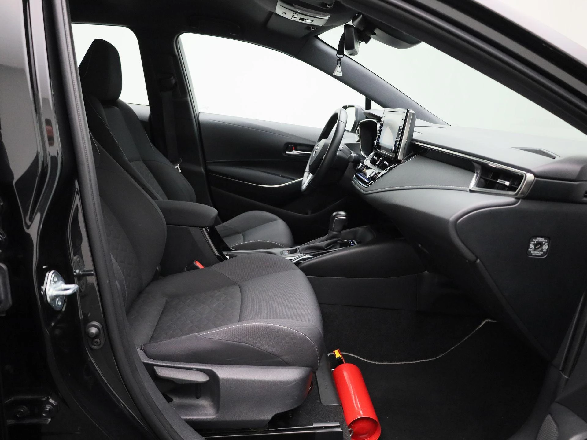 Toyota-Corolla Touring Sports-image-30