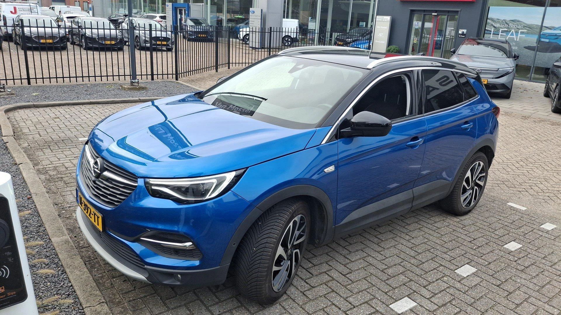 Opel-Grandland X-image-1
