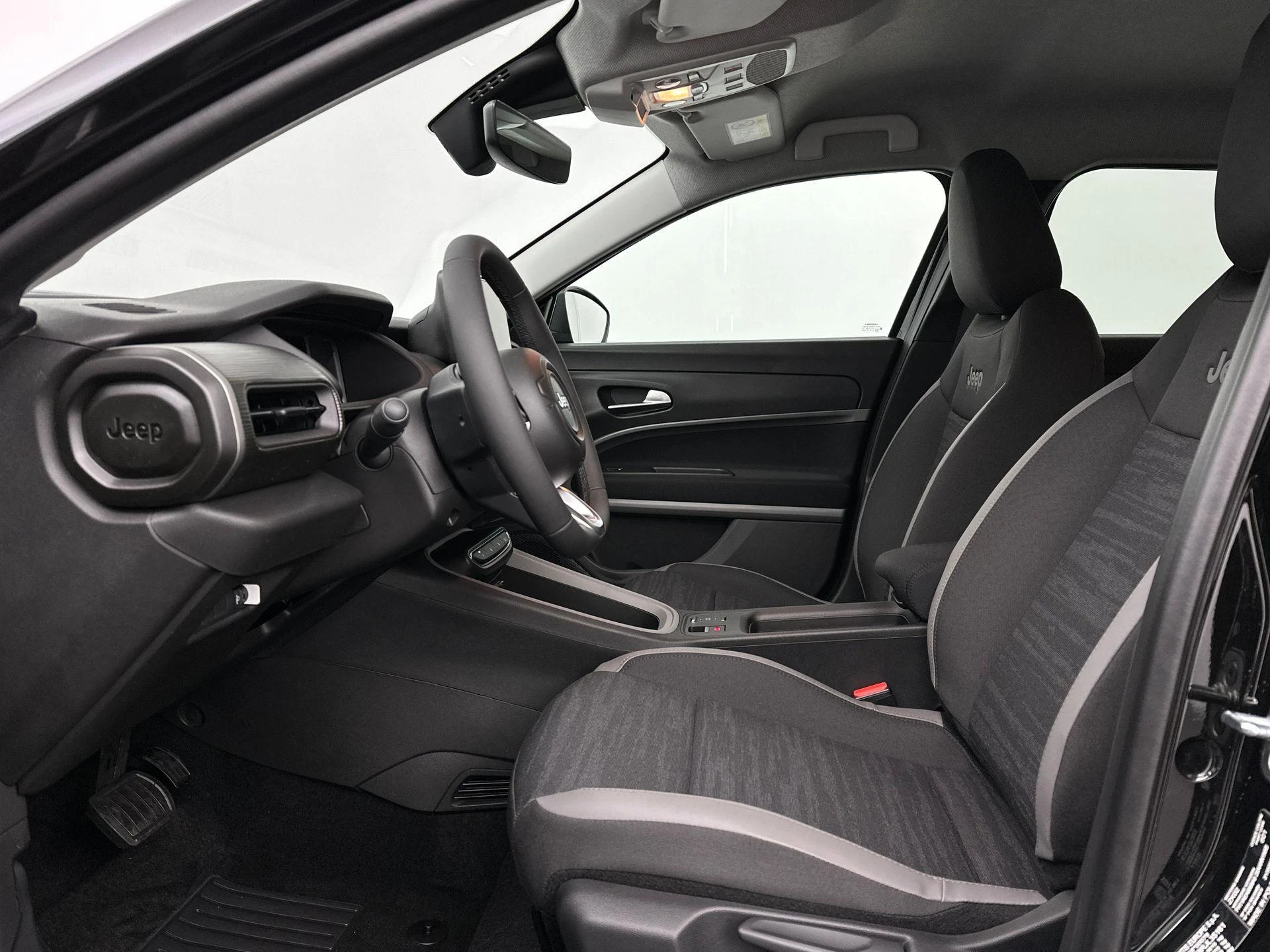 Jeep-Avenger-image-13