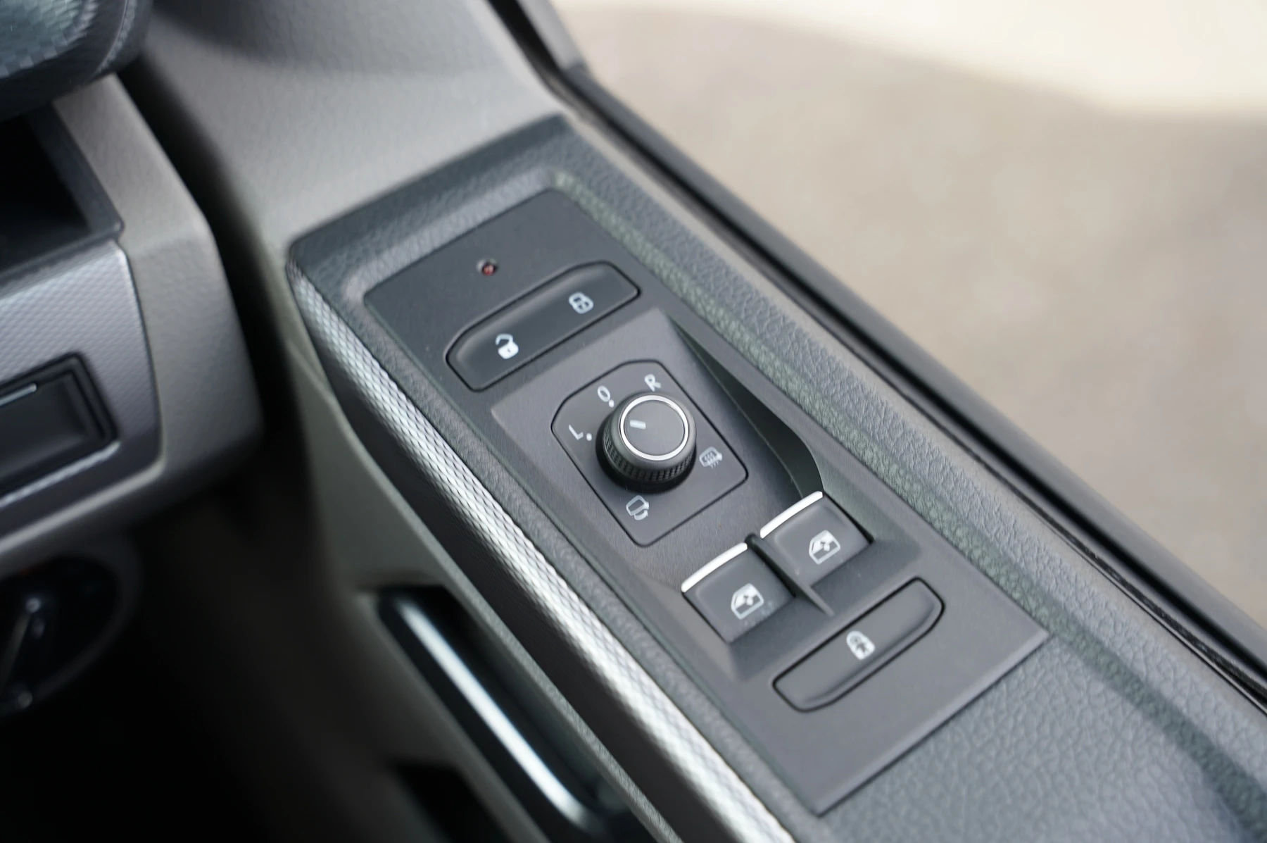 Volkswagen-California-image-17