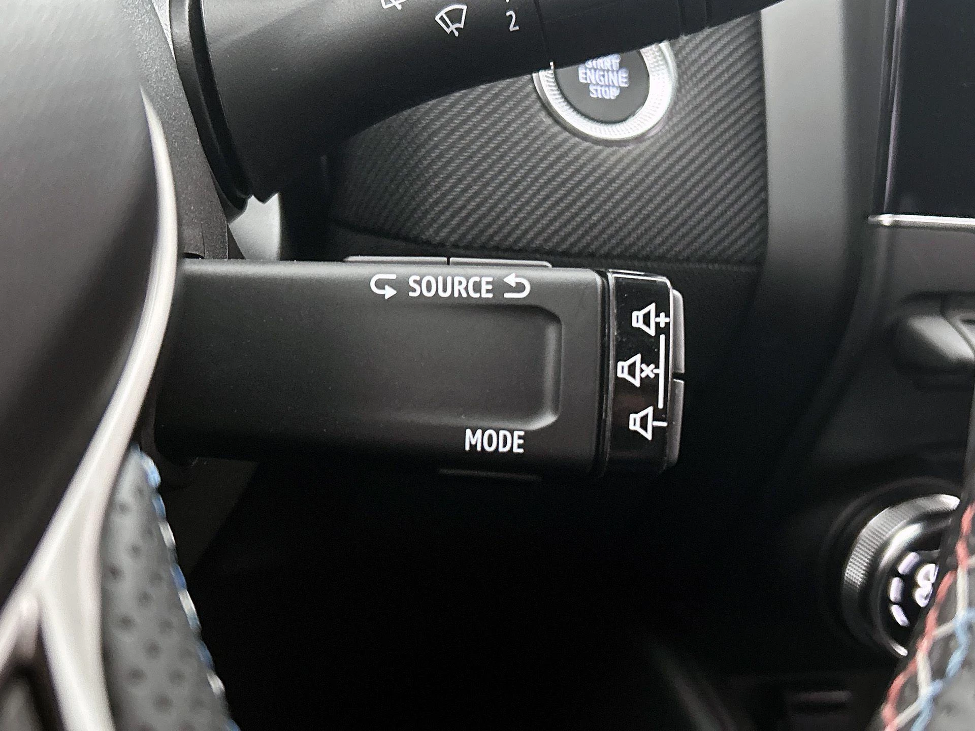 Renault-Clio-image-13