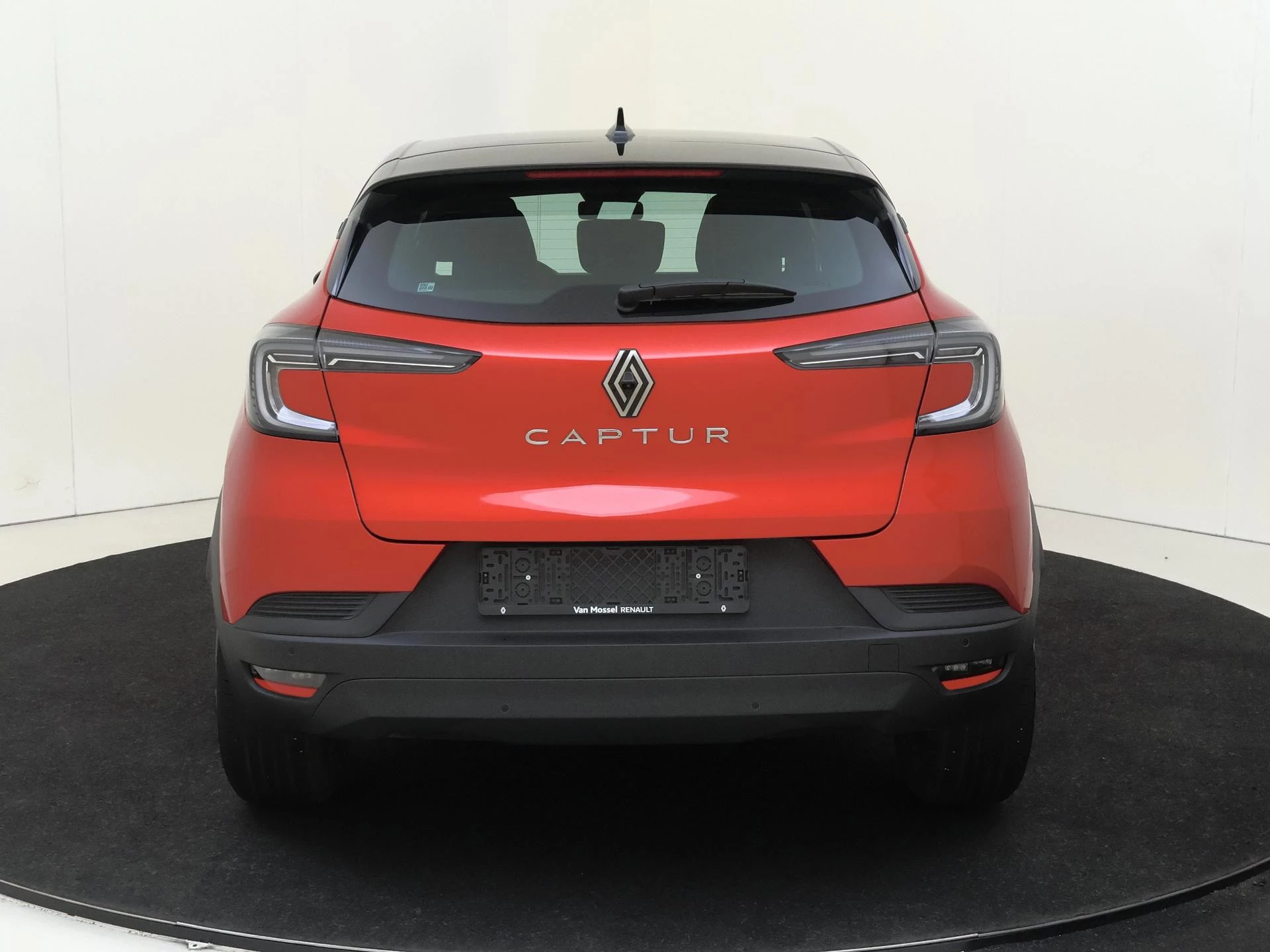 Renault-Captur-image-4