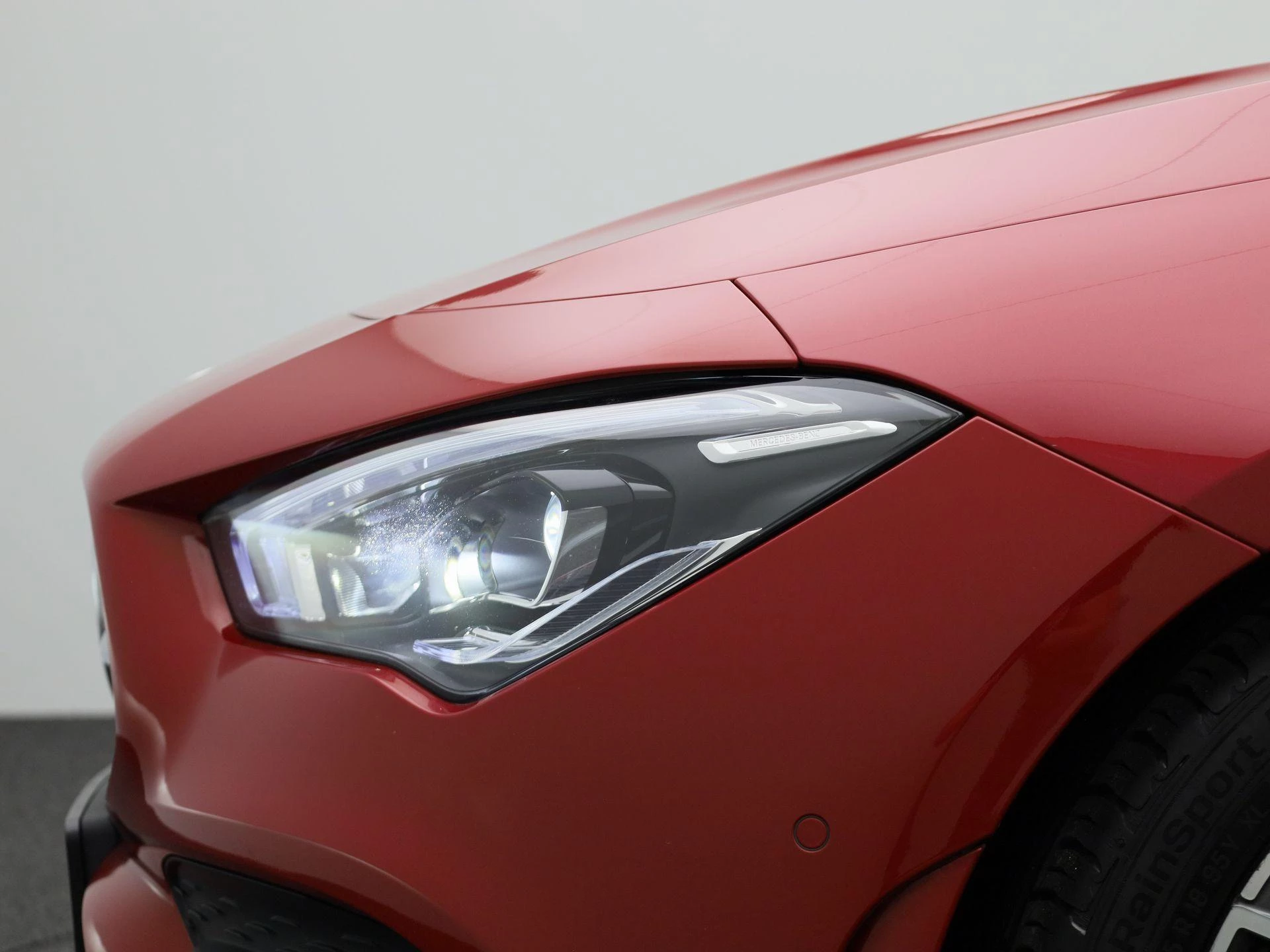 Mercedes-Benz CLA 180 d AMG Line Shooting Brake + CARPLAY + PANO DAK + TREKHAAK + MEMORY SEATS +