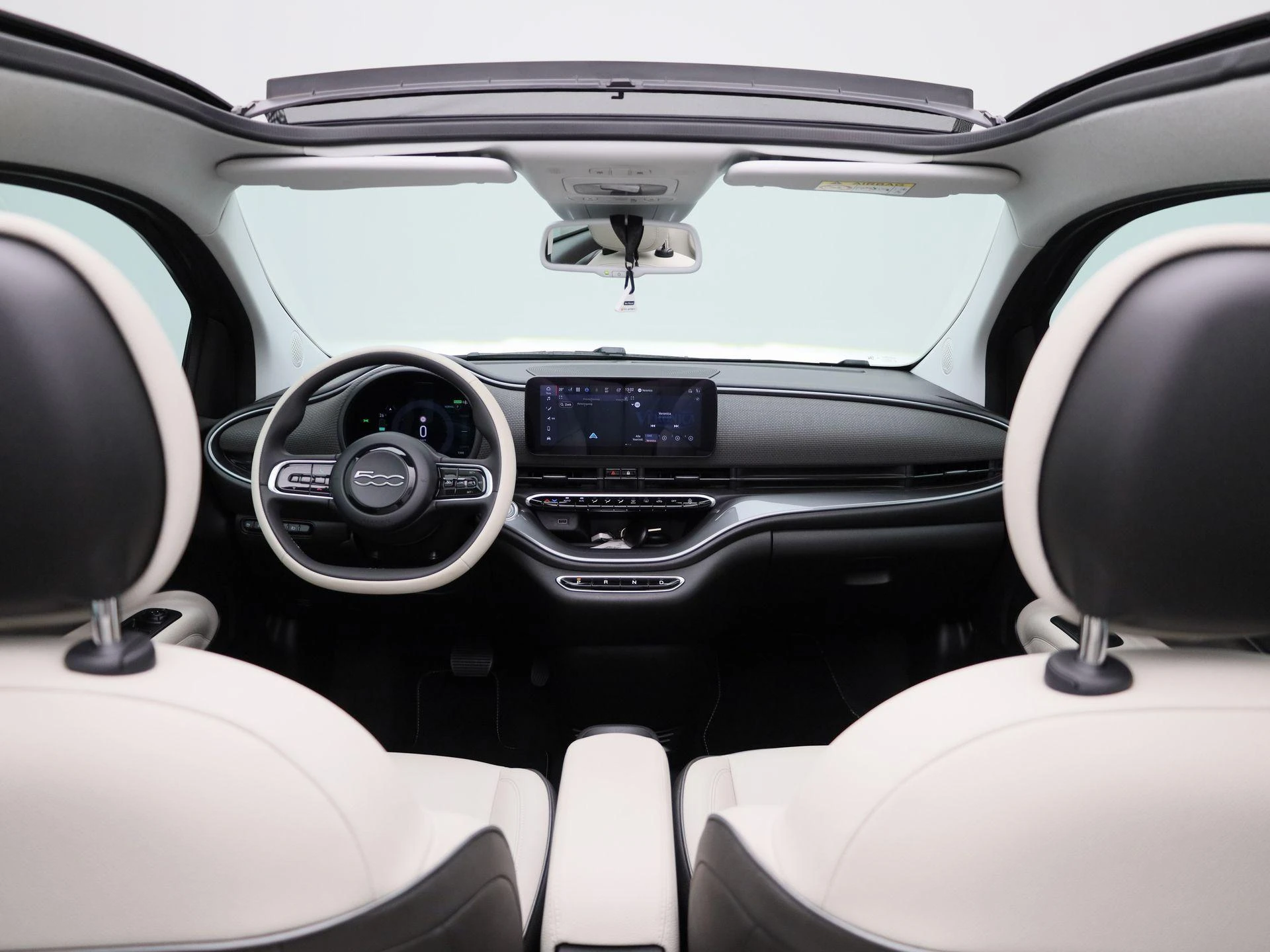 Fiat-500C-image-7