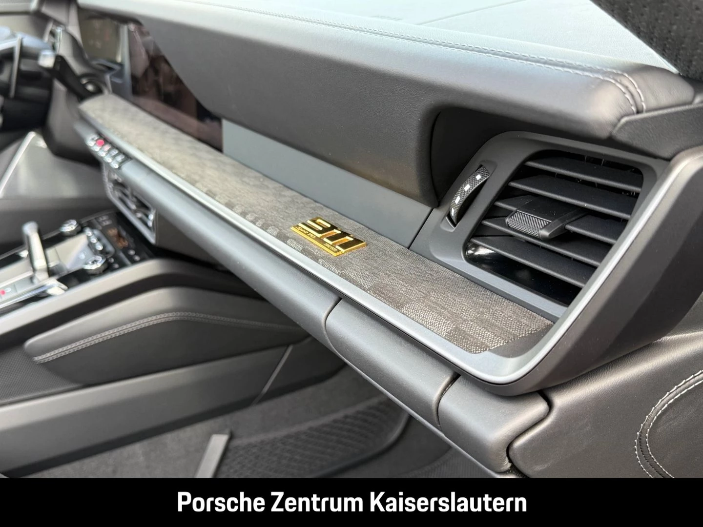Porsche 911 992 Spirit 70 Burmester Clubleder InnoDrive spirit 70