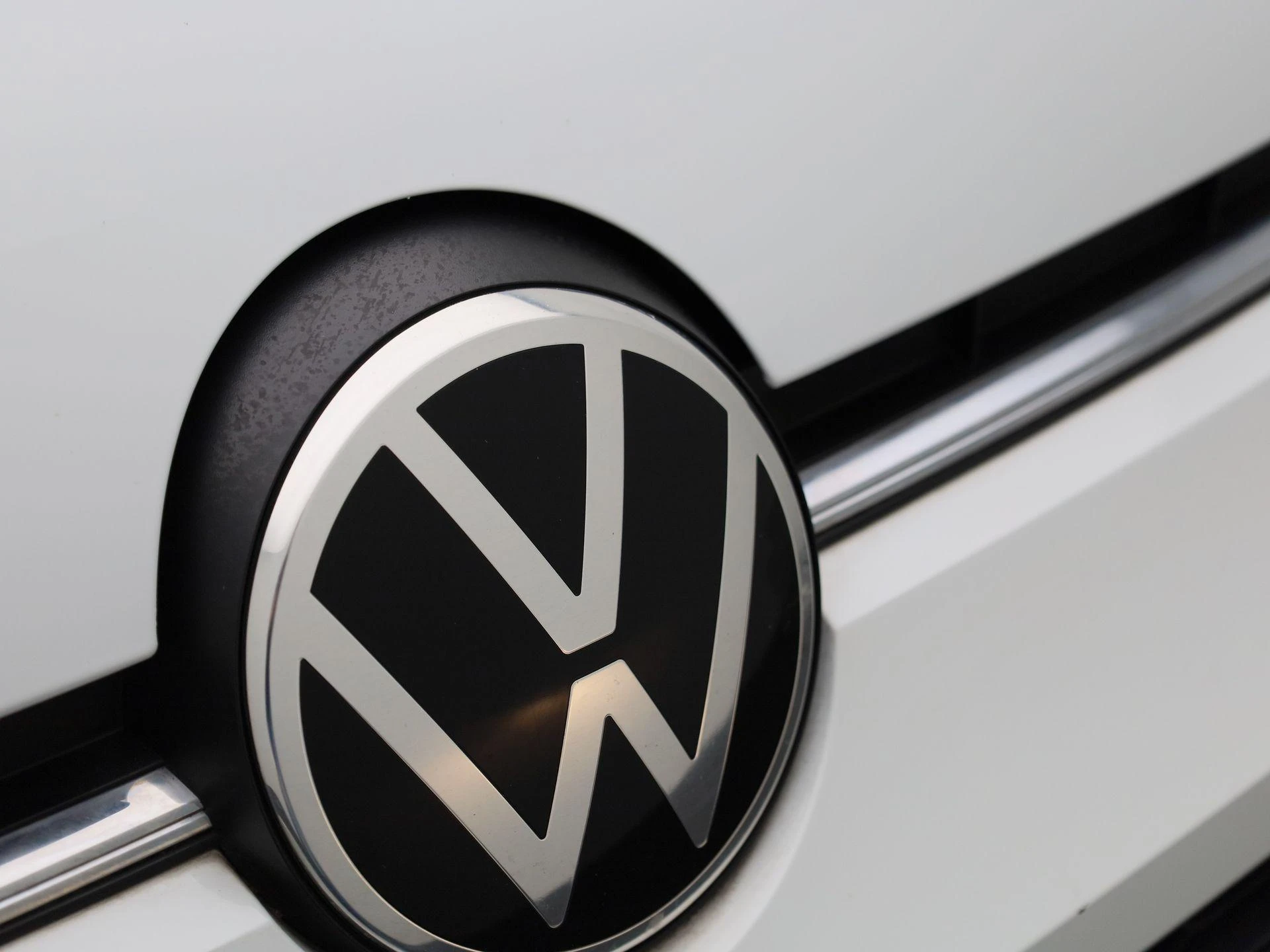 Volkswagen-up!-image-25