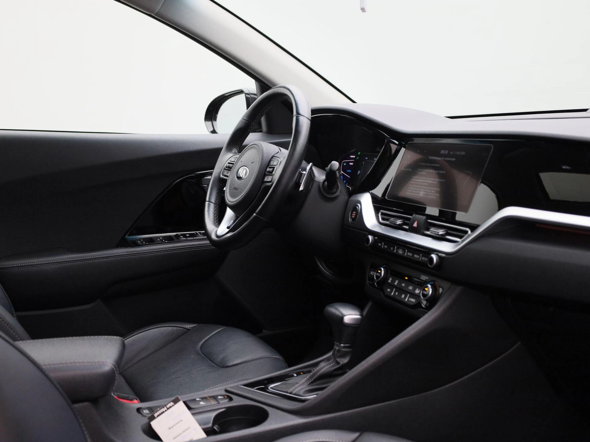 Kia-Niro-image-31
