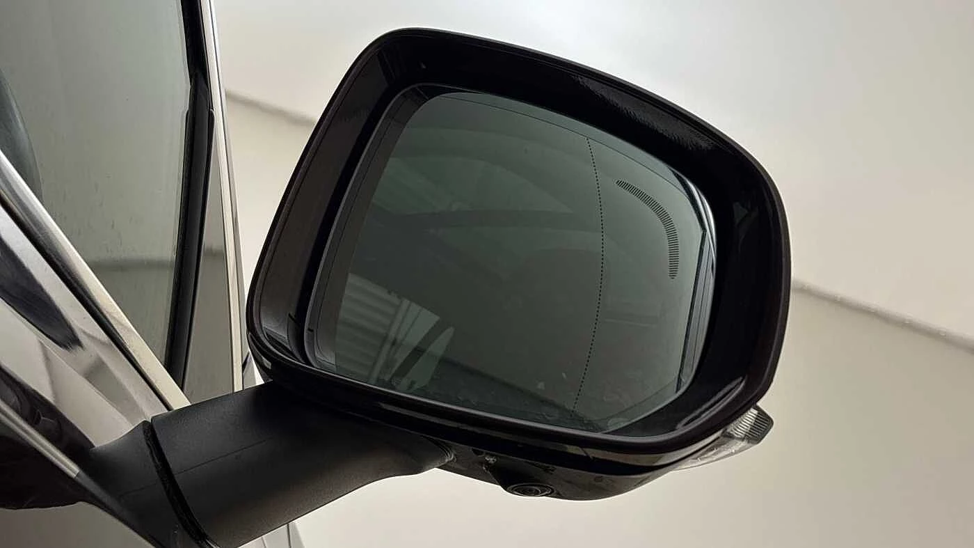 Volvo-XC90-image-20
