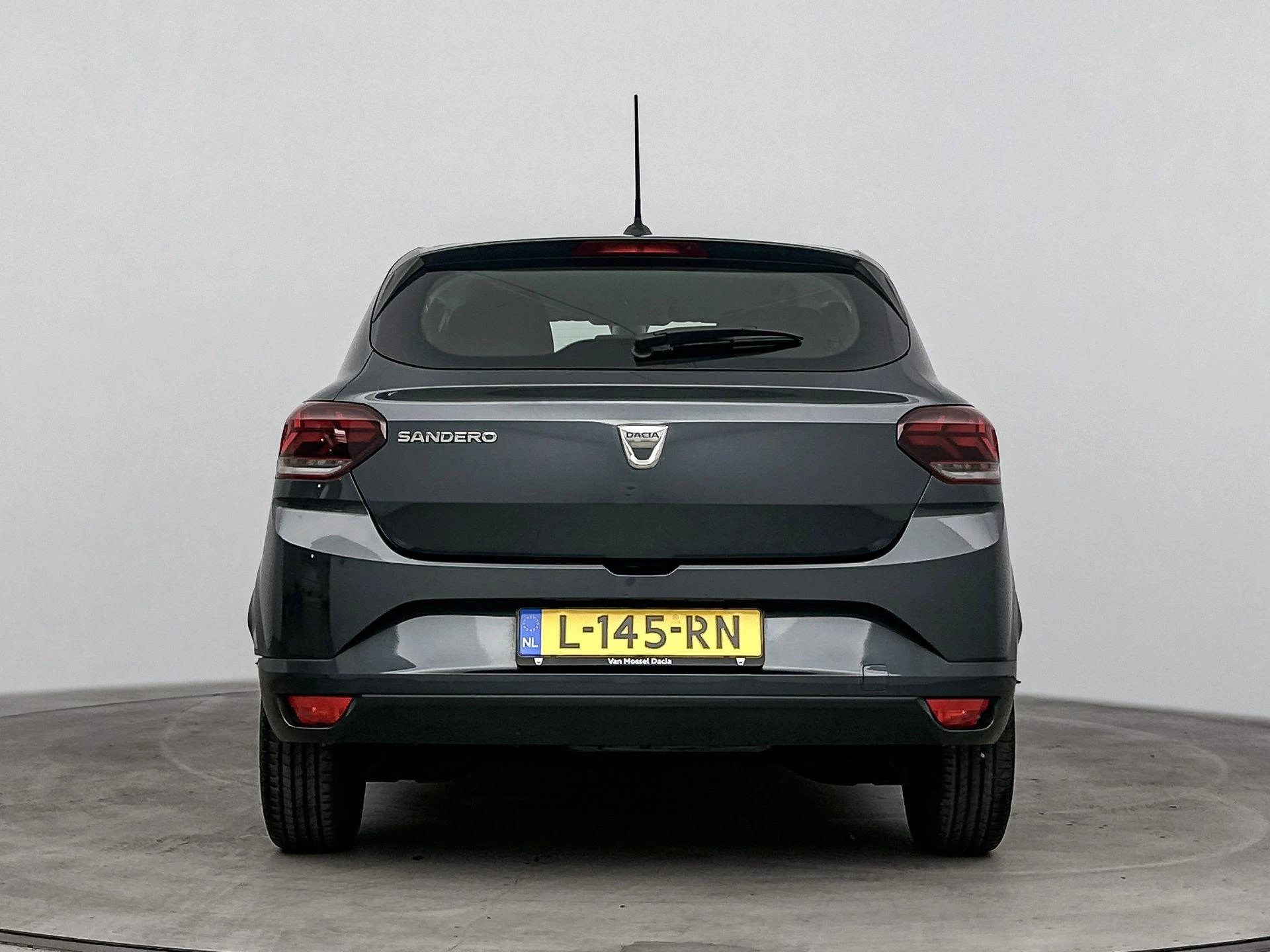 Dacia-Sandero-image-2