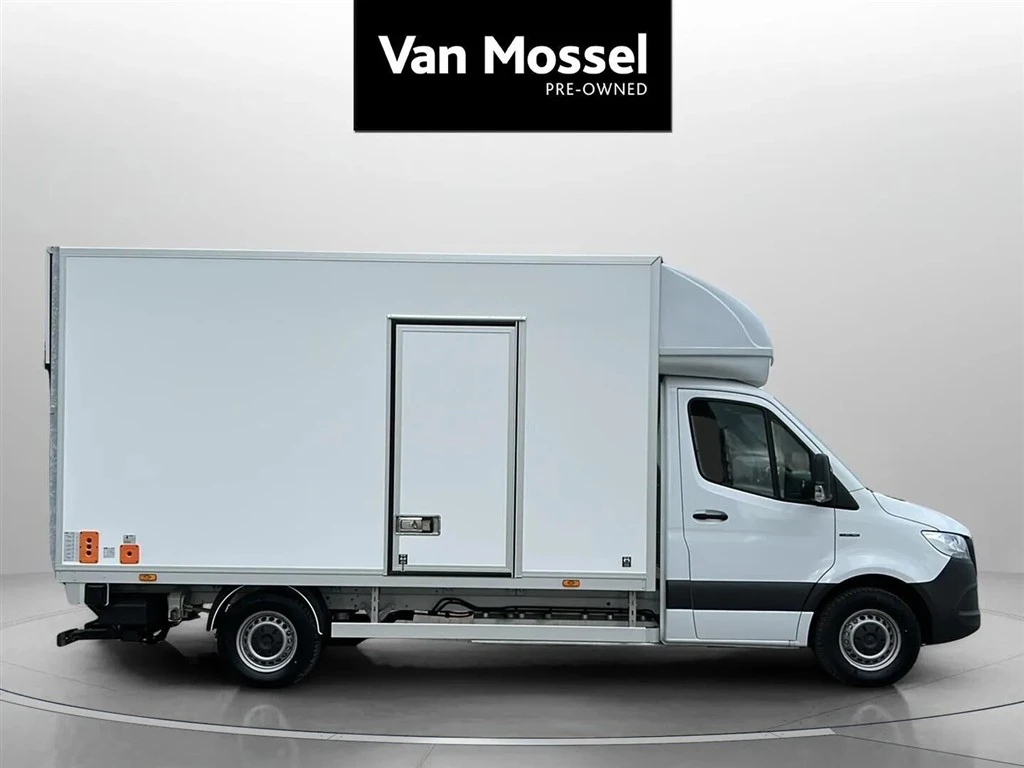 Mercedes-Benz-eSprinter-image-7