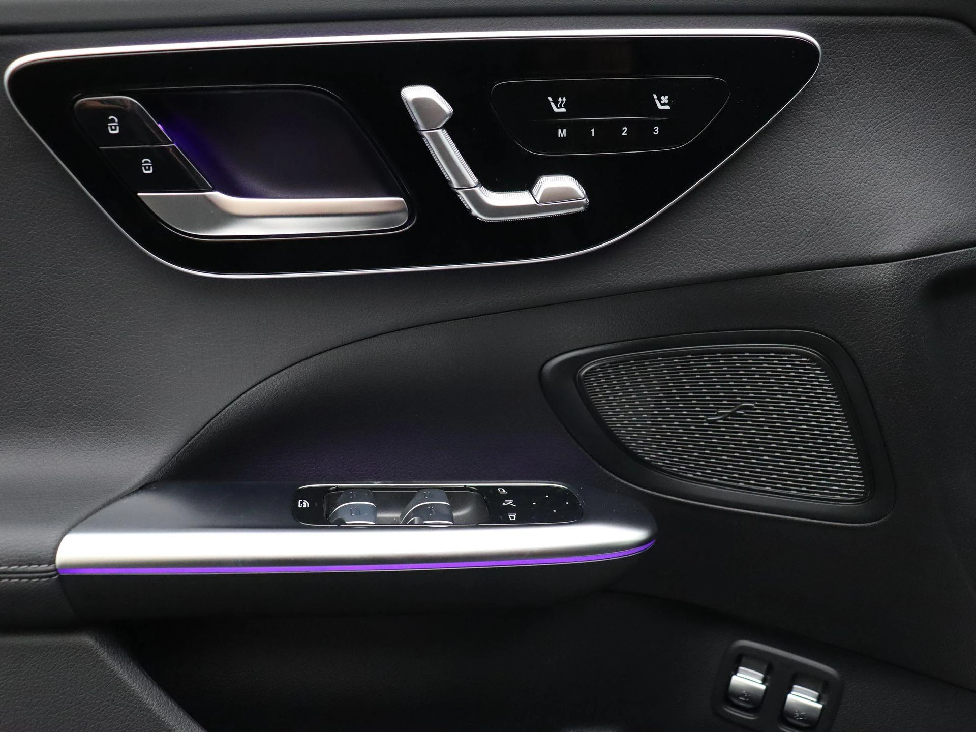 Mercedes-Benz C-Klasse 300 e Break Star Edition + LEDER + PANO DAK + DIGITAL LIGHT +