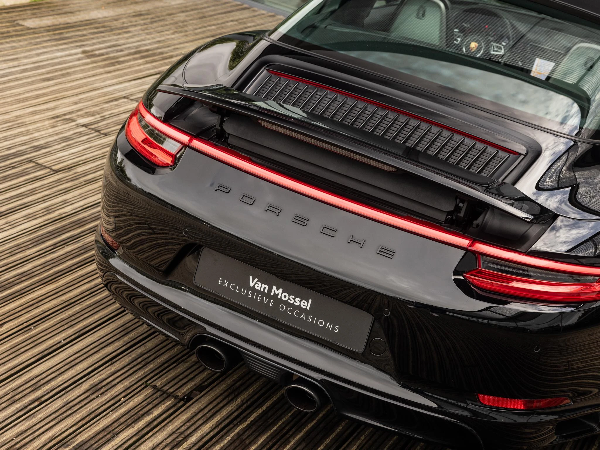 Porsche-911-image-8