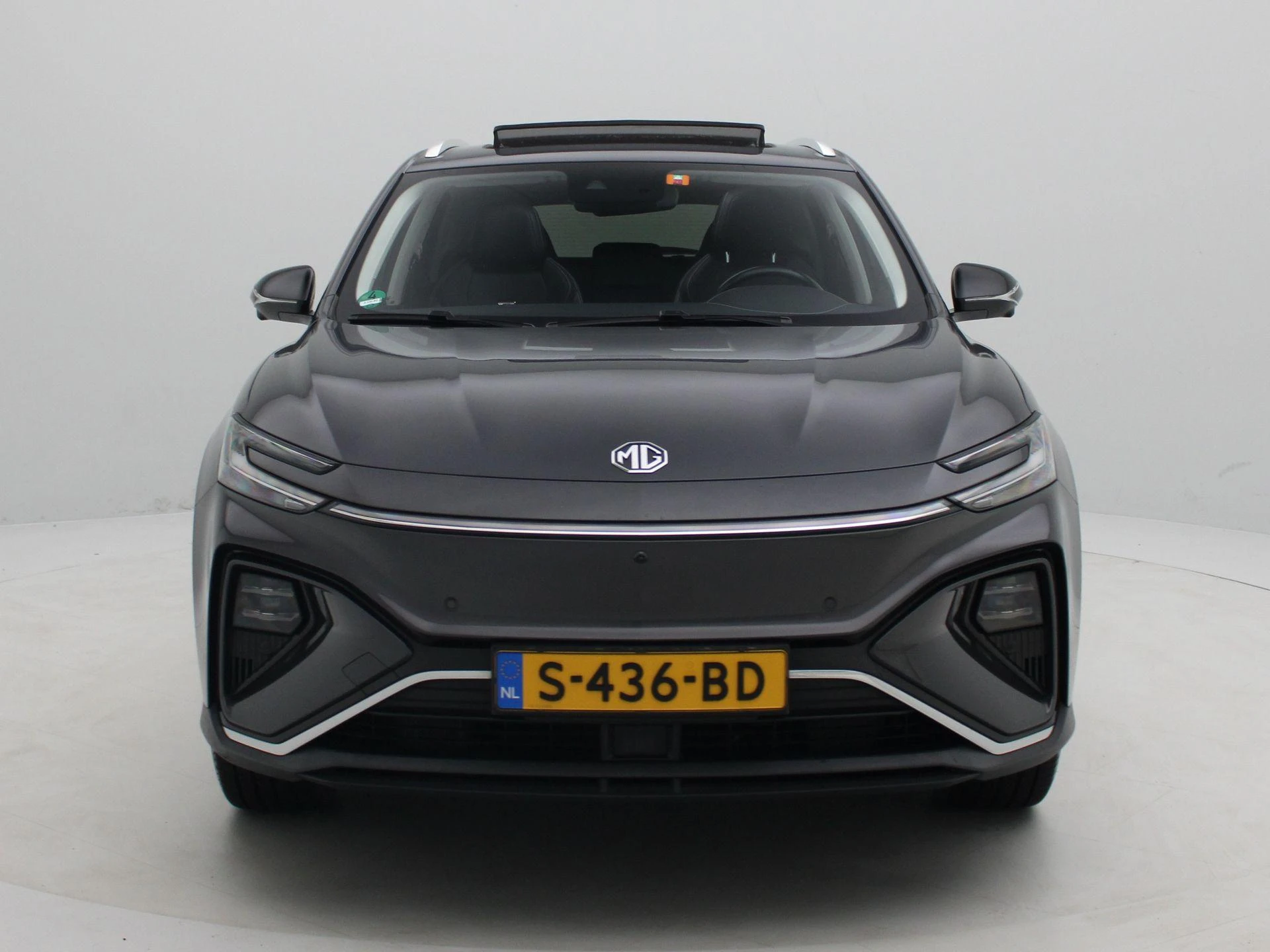 MG-Marvel R-image-2