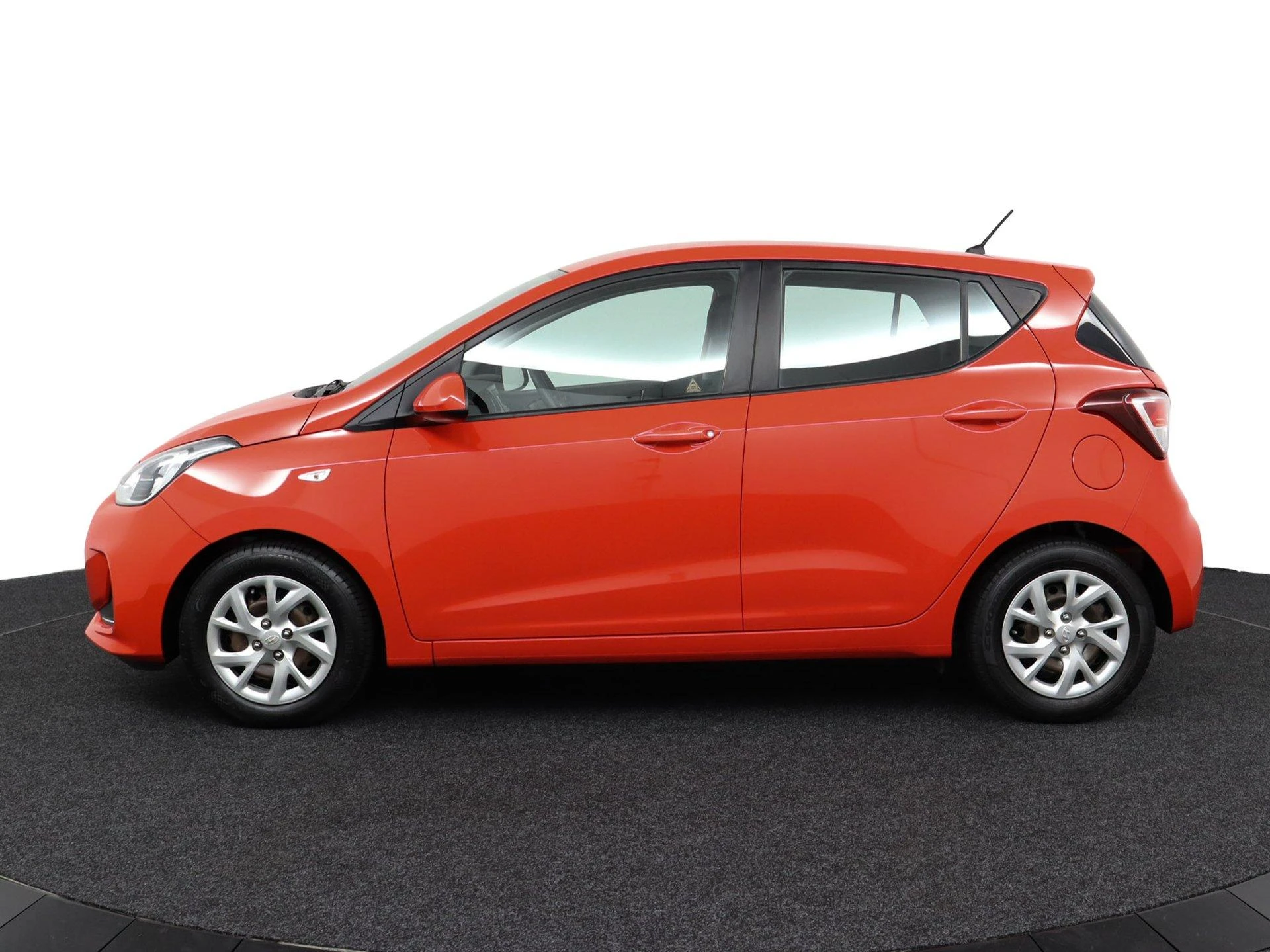 Hyundai-i10-image-3