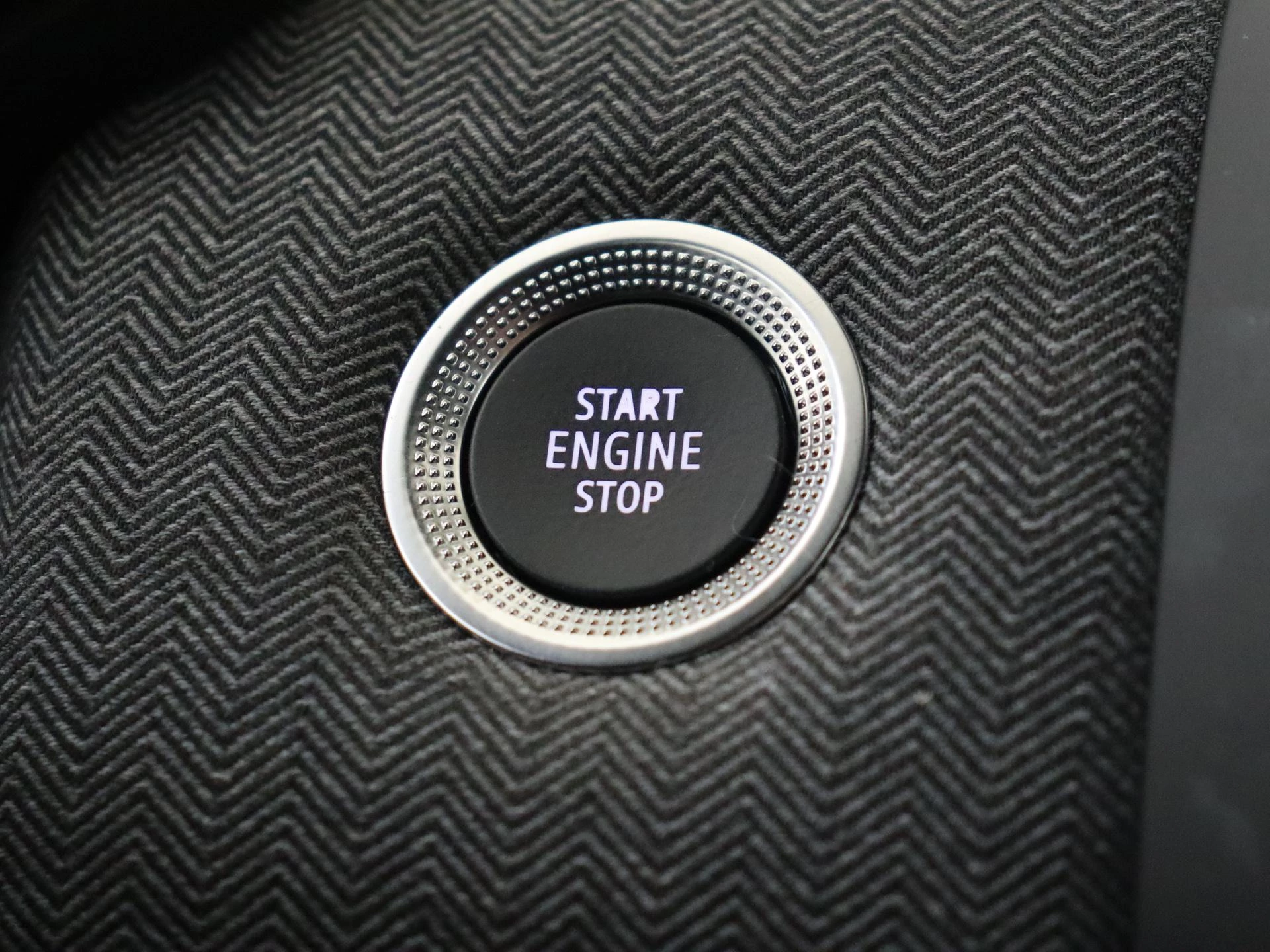 Renault-Clio-image-24