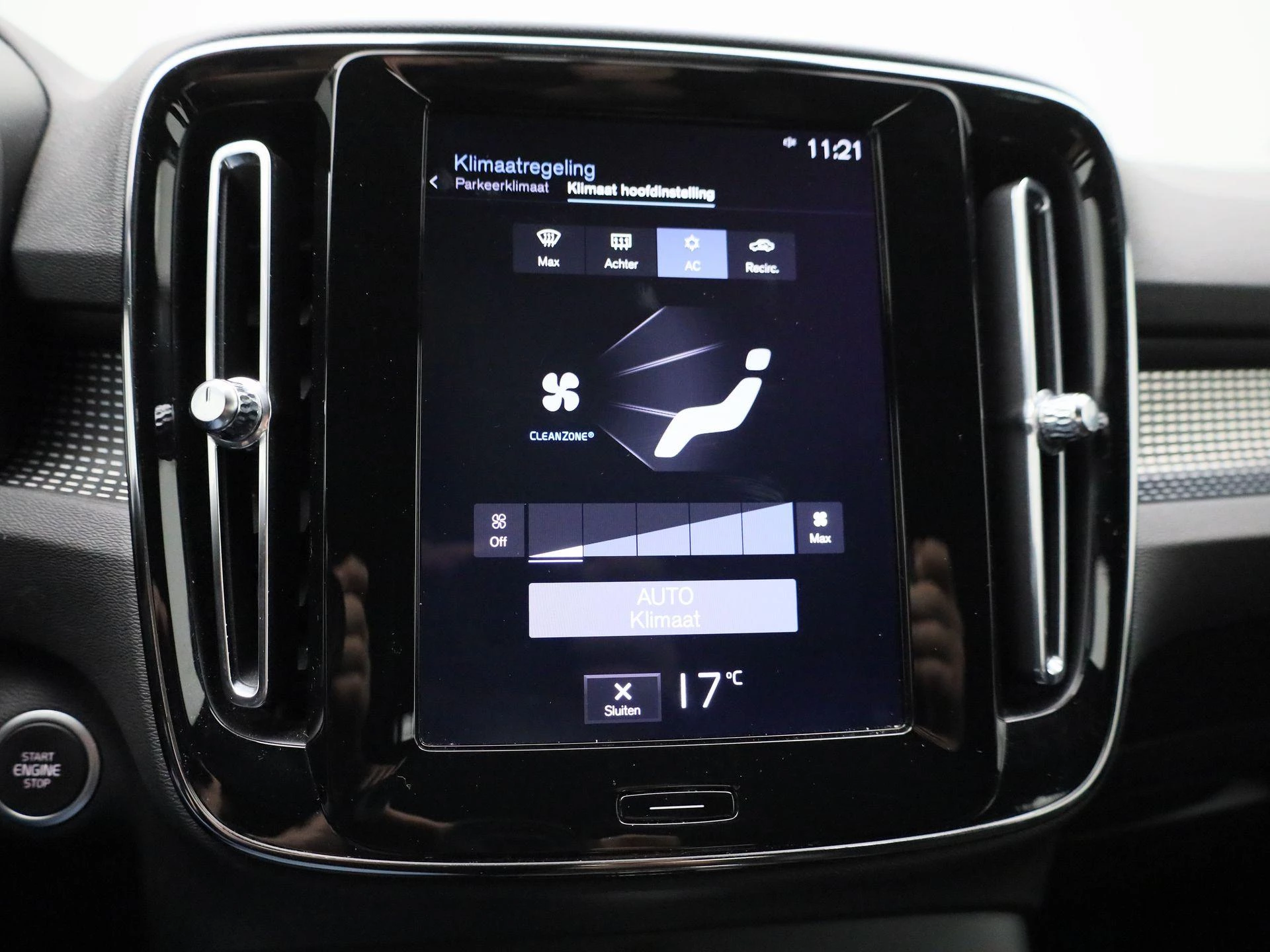 Volvo-XC40-image-25