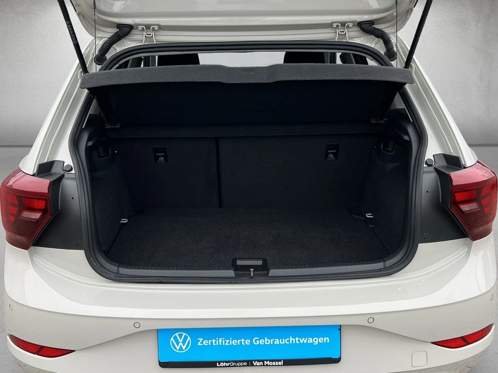 Volkswagen-Polo-image-4