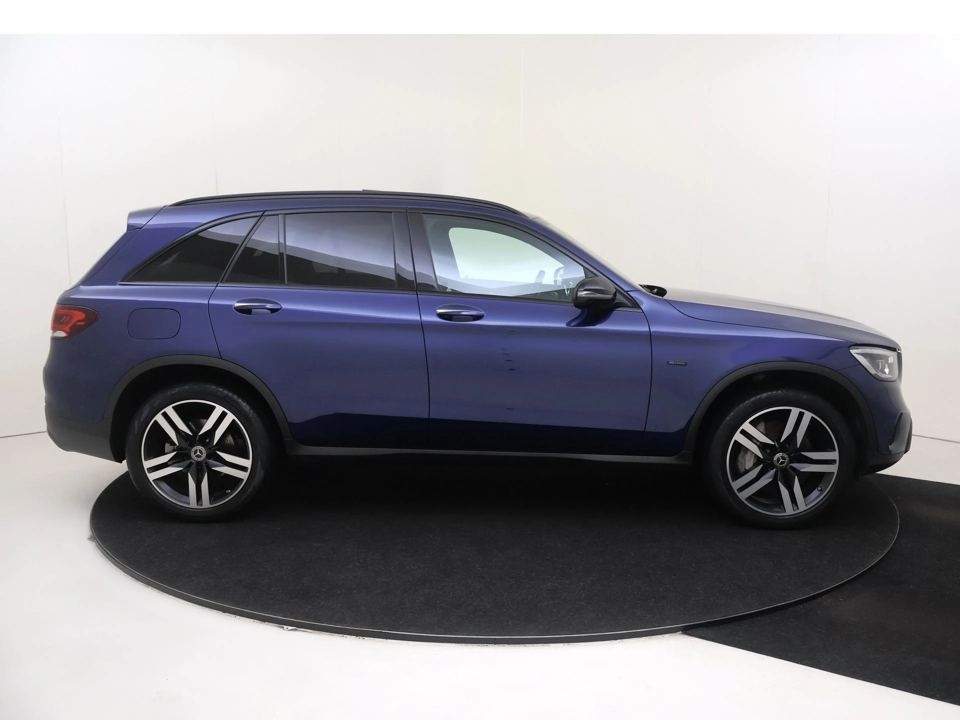 Mercedes-Benz-GLC-image-8