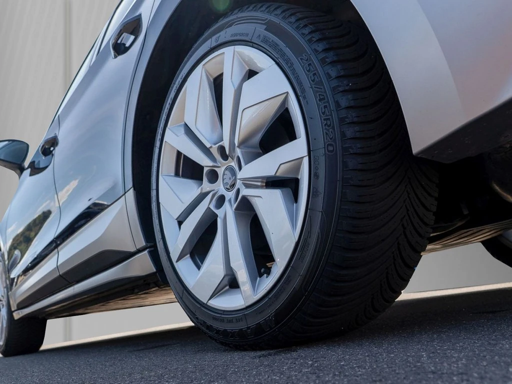 Škoda-Enyaq iV-image-4