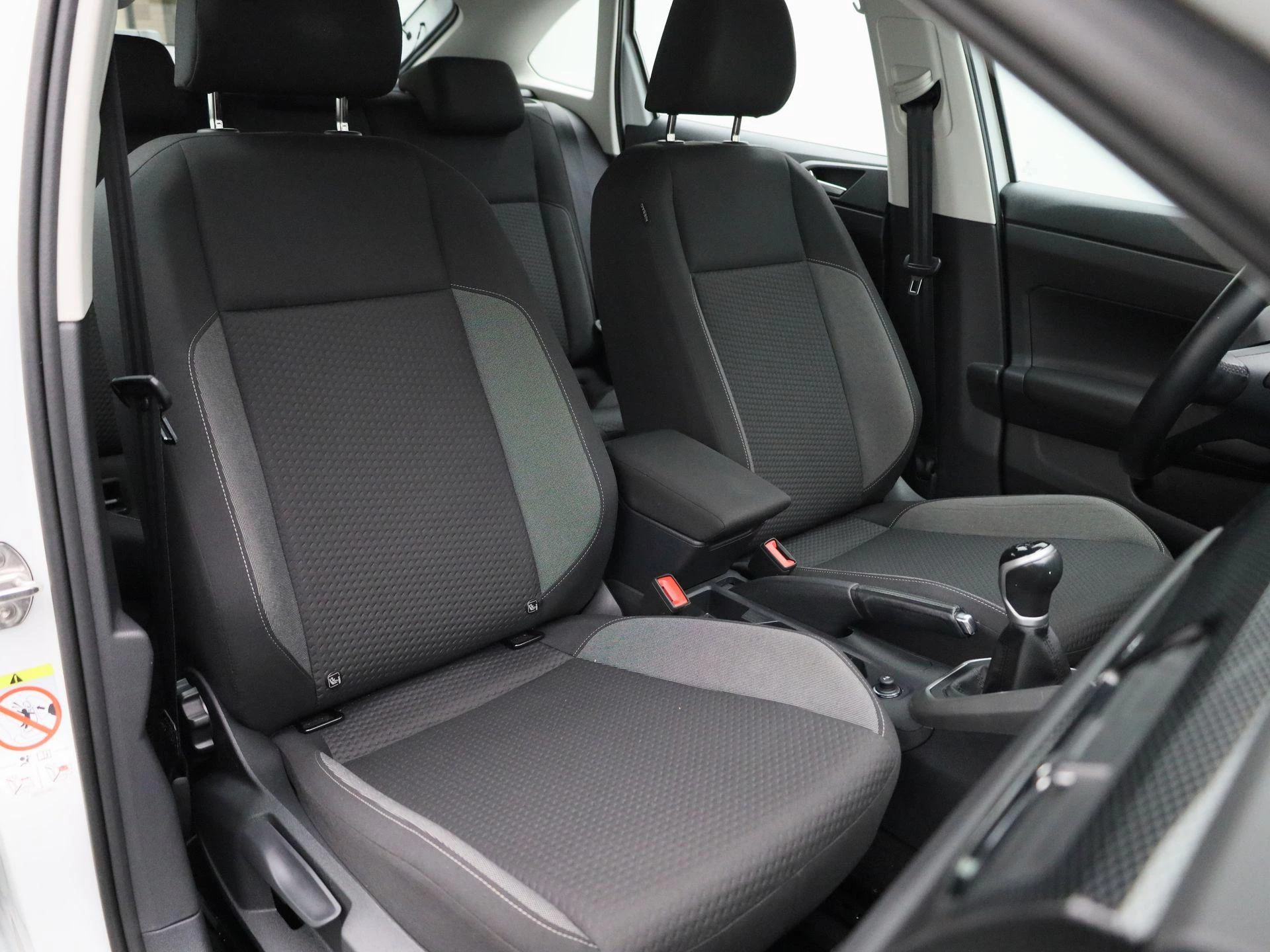 Volkswagen-Taigo-image-31