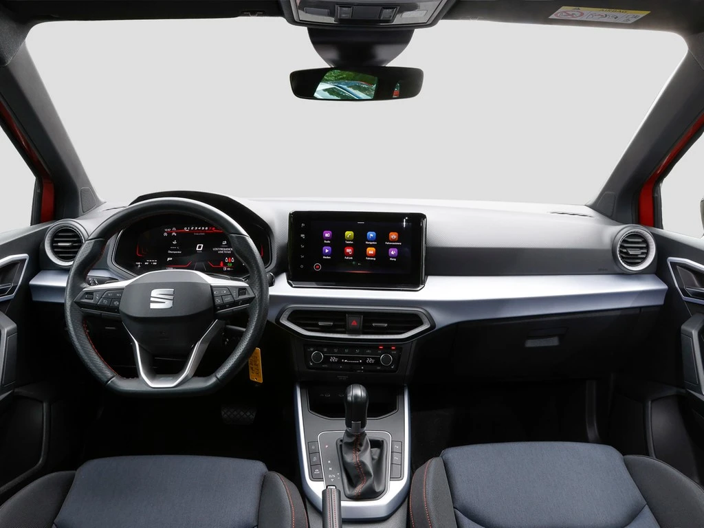 SEAT-Arona-image-10