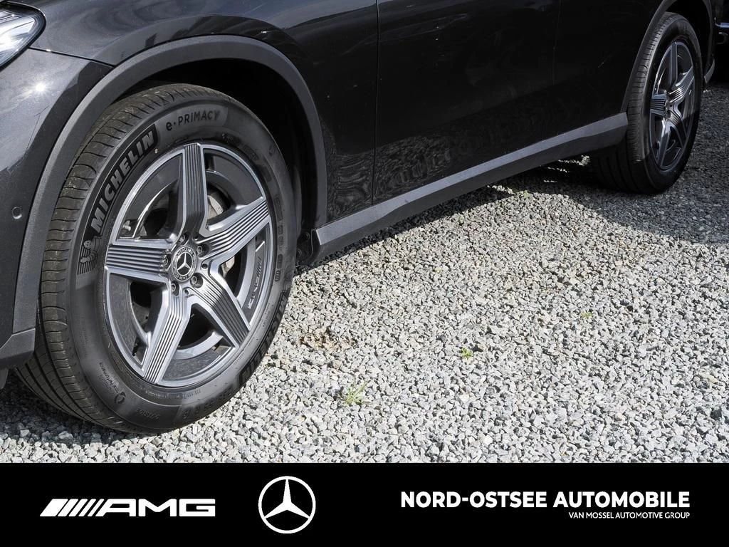 Mercedes-Benz GLC 300 d AMG 4M AHK DISTRONIC MBUX SHZ KEYLESS AMGX254 GLC 300 d AMG 4M AHK DISTRONIC MBUX SHZ KEYLESS AMG