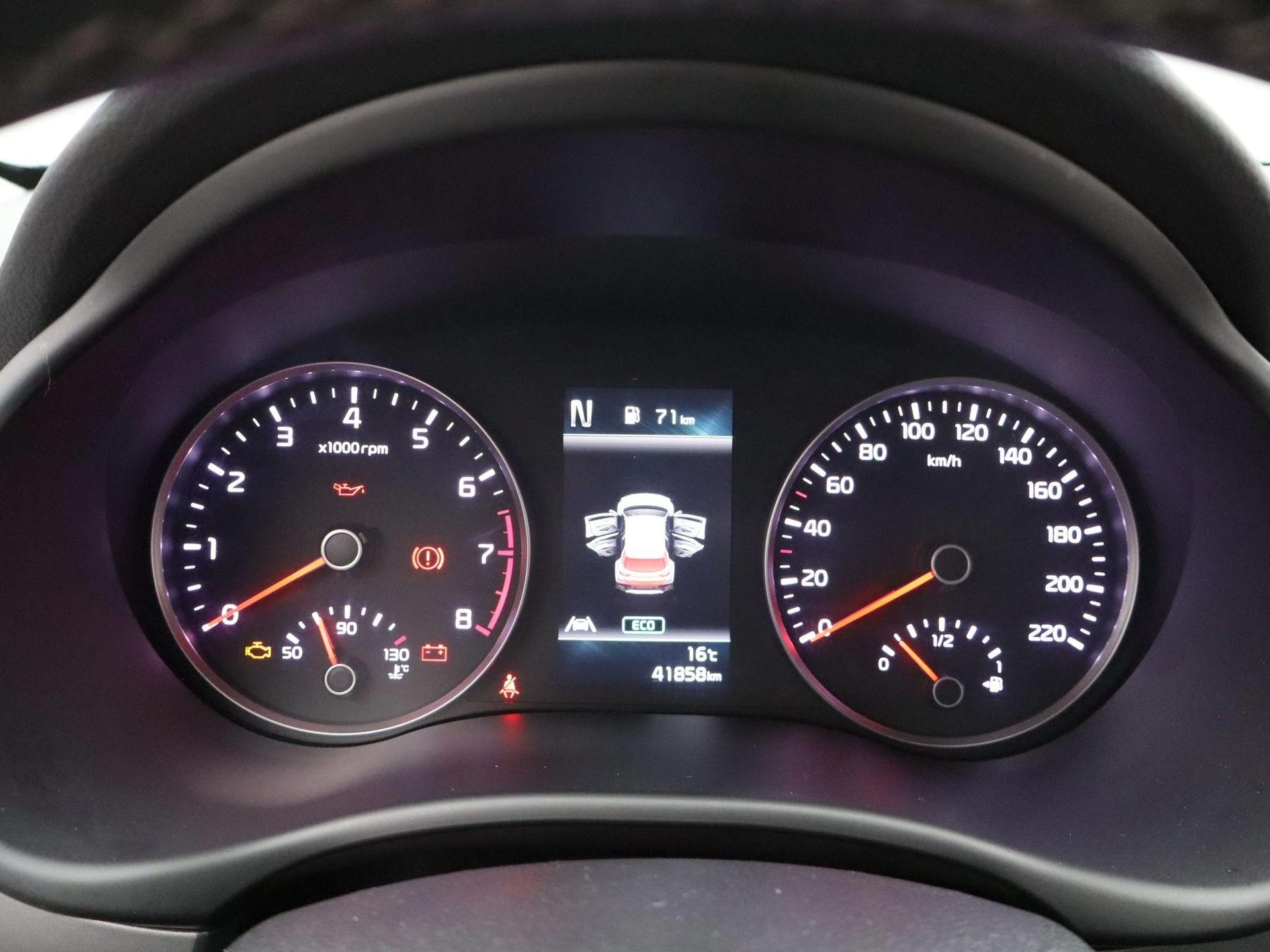 Kia-Stonic-image-7