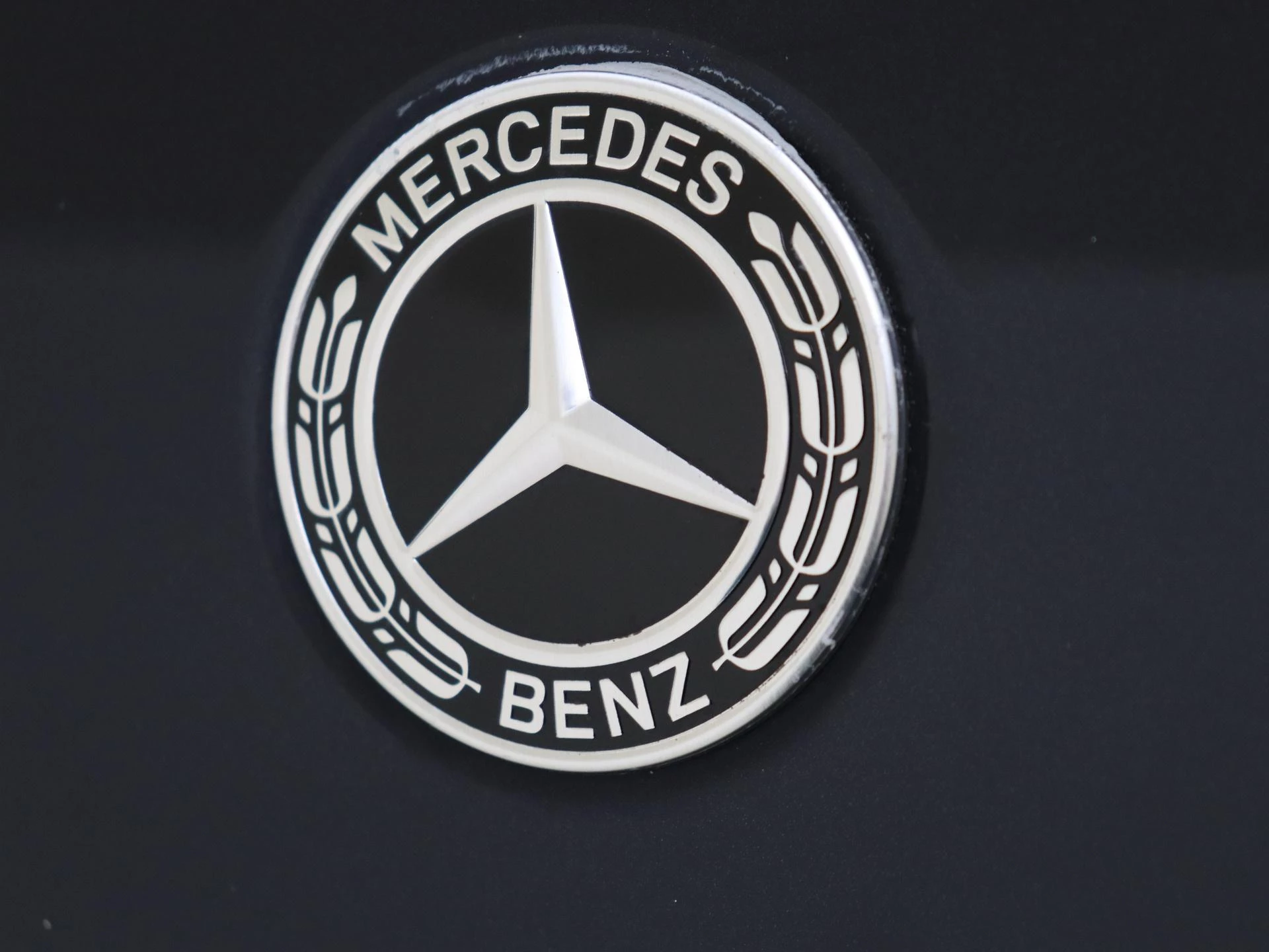 Mercedes-Benz-GLC-image-29