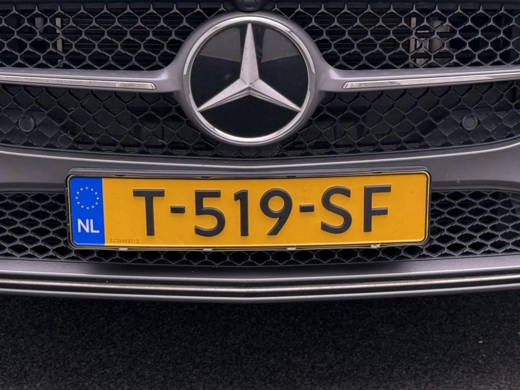Mercedes-Benz-A-Klasse-image-4