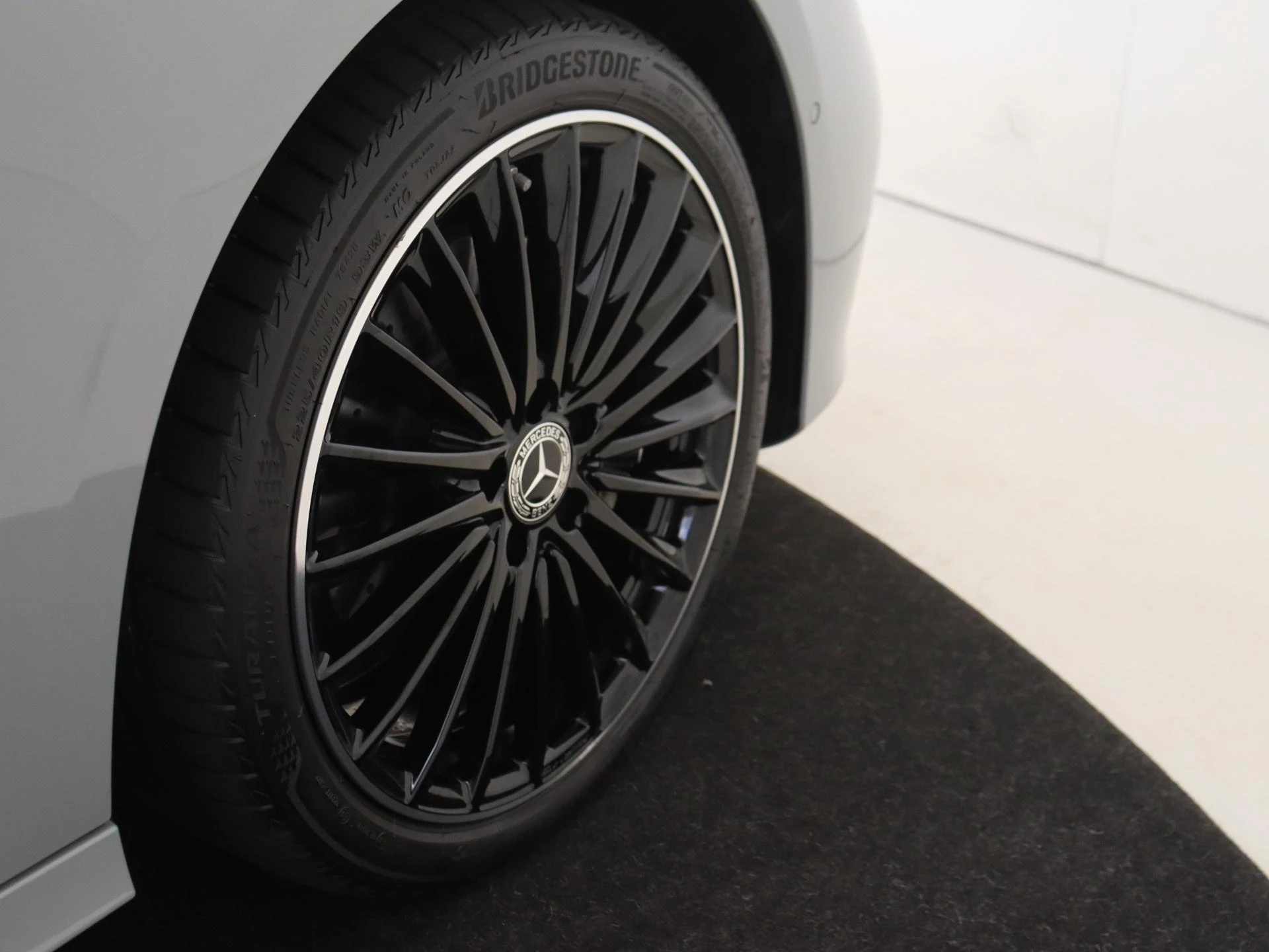 Mercedes-Benz-A-Klasse-image-33