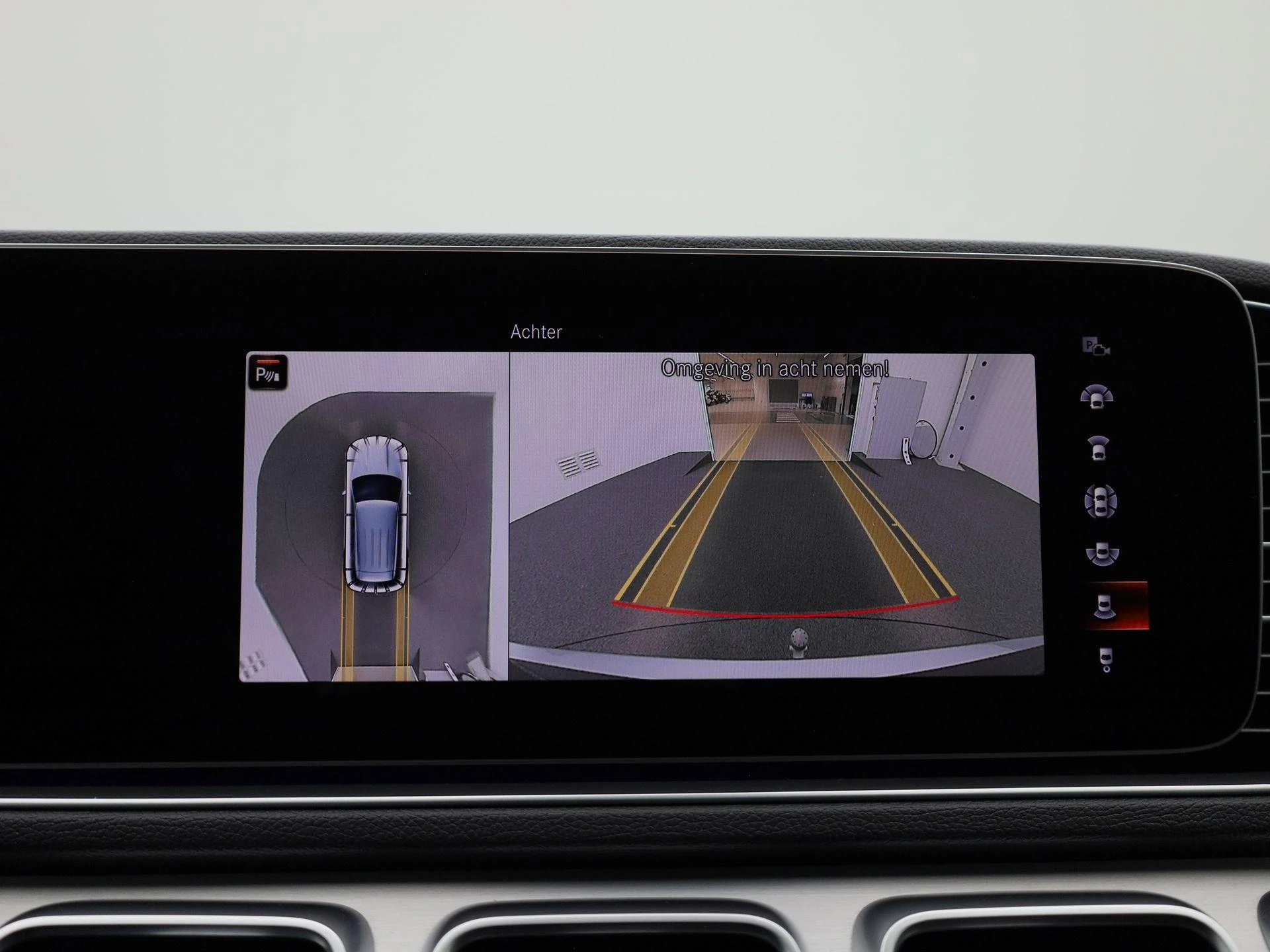 Mercedes-Benz-GLE-image-32