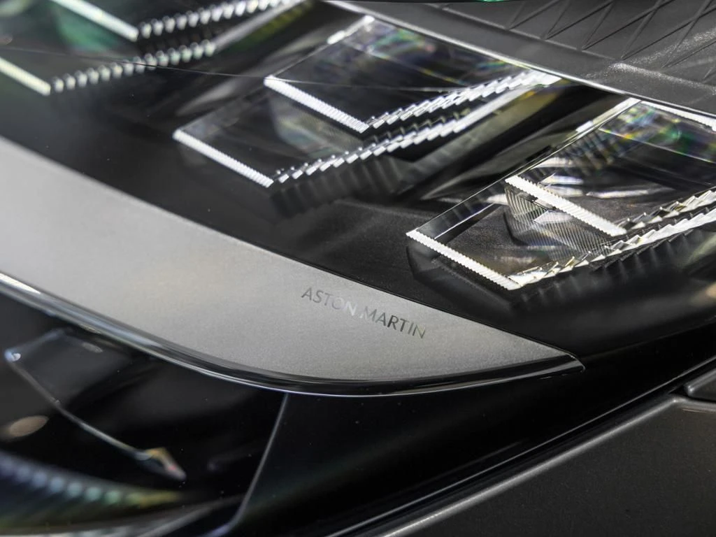 Aston Martin DB12 Volante Aston Martin Hamburg